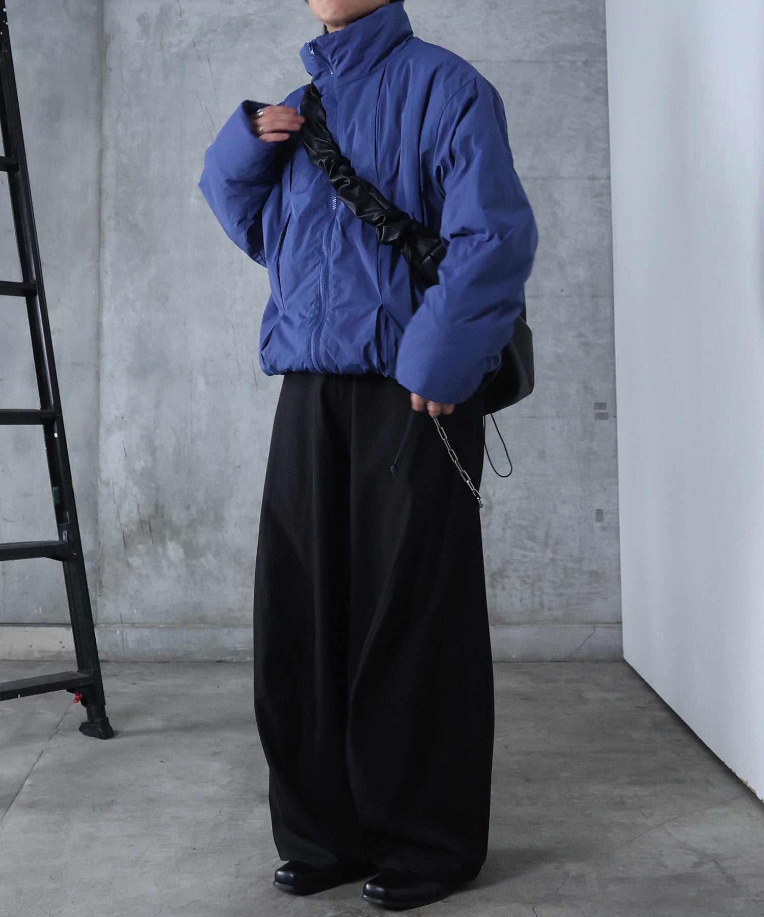 インボックスタック ドロップショルダーパファージャケット 中綿ブルゾン ドローコード