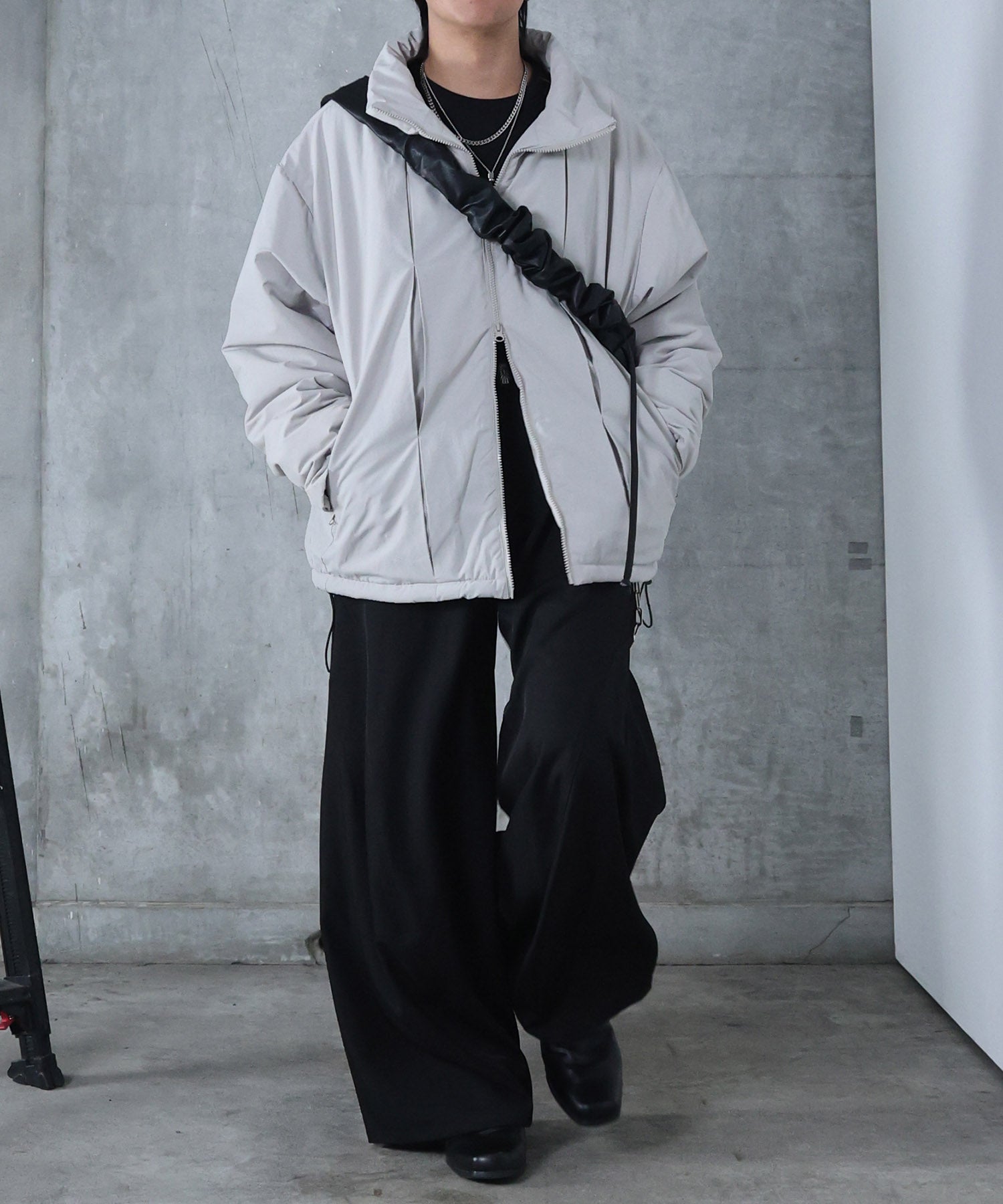 インボックスタック ドロップショルダーパファージャケット 中綿ブルゾン ドローコード