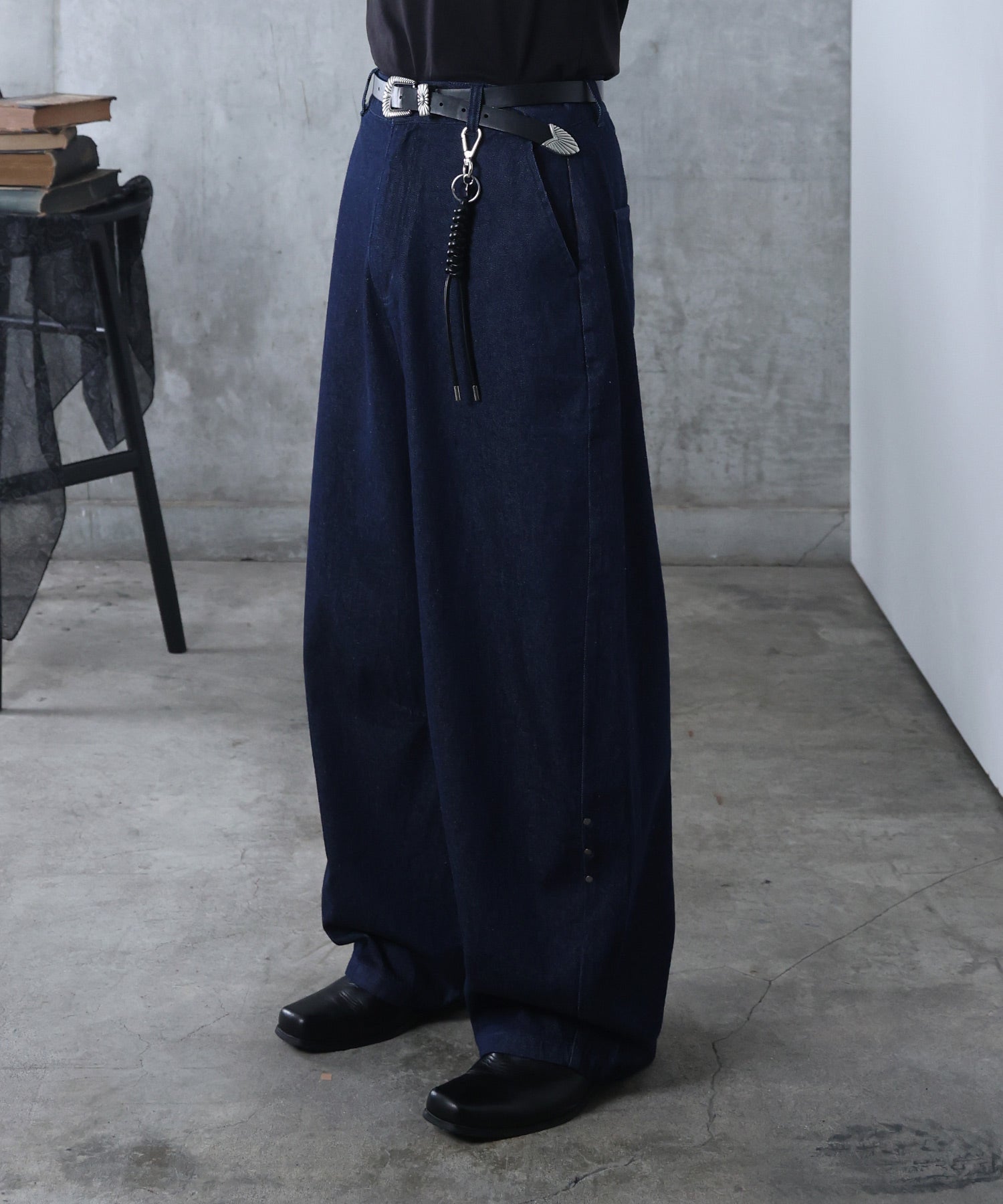 リジット / ワンウォッシュ バレルレッグ リベットデニムパンツ