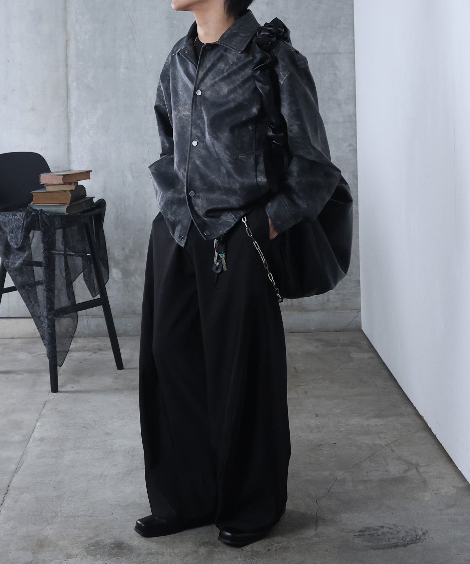 3Dパターン タック ワイド カーブパンツ