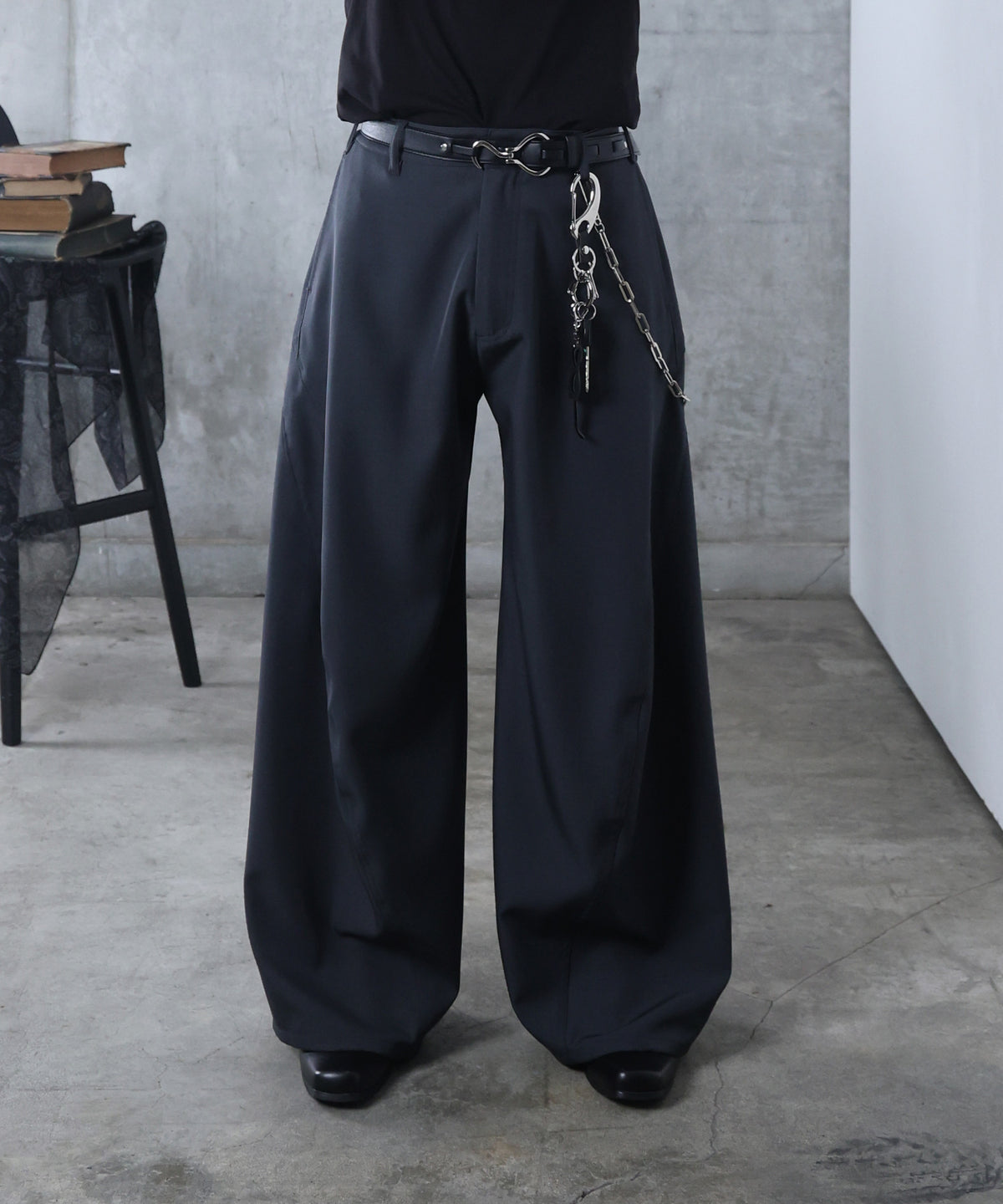 3Dパターン タック ワイド カーブパンツ