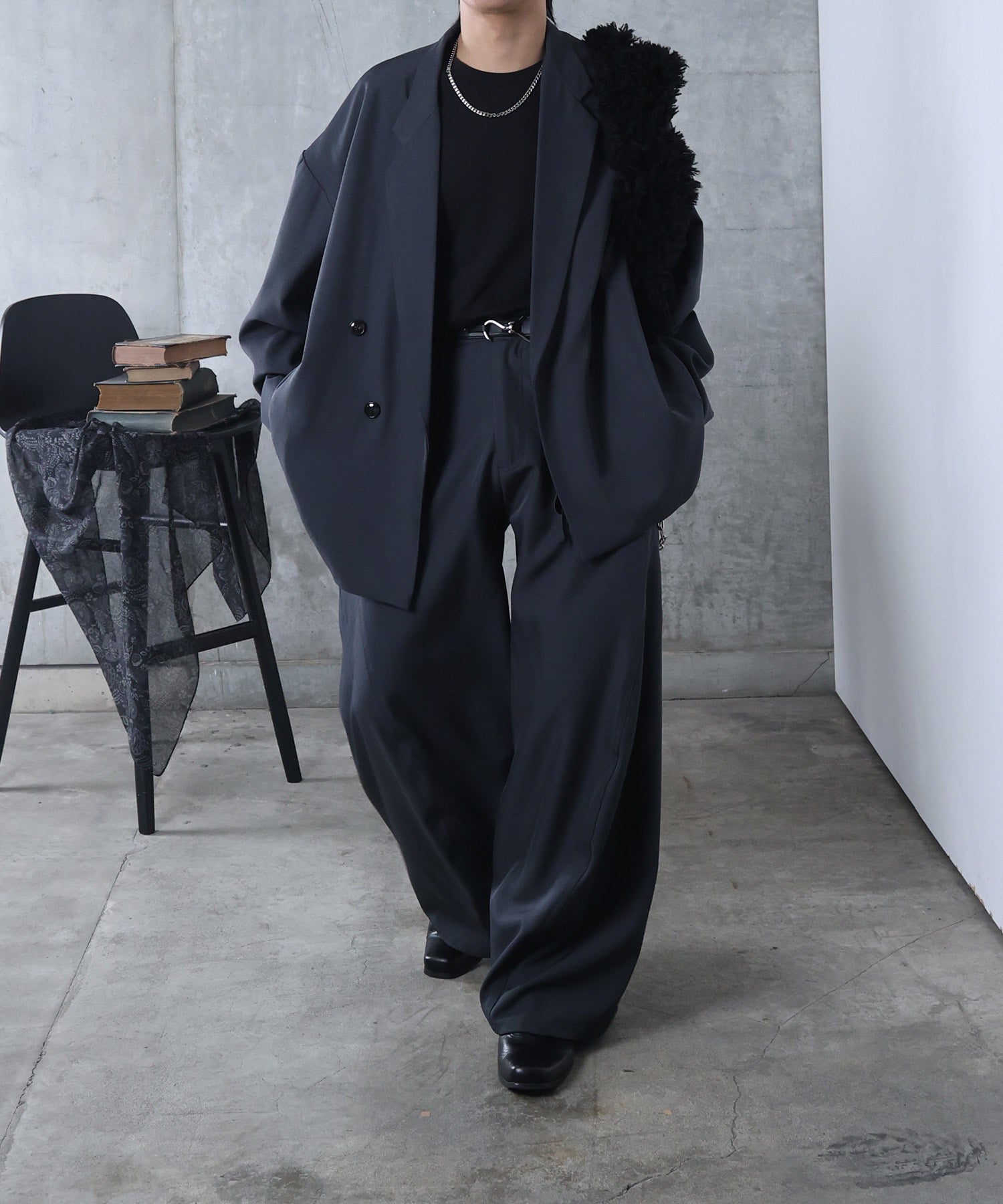 3Dパターン タック ワイド カーブパンツ