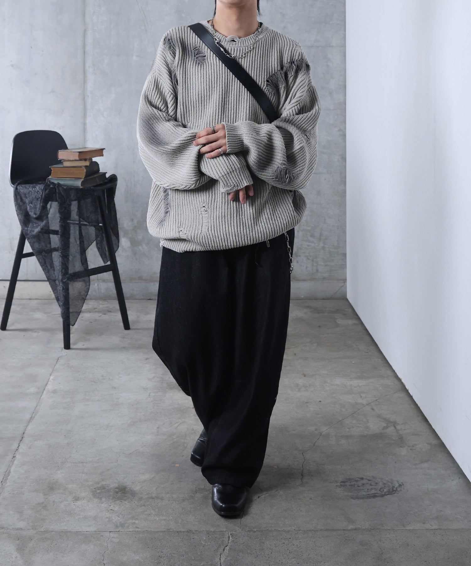 ダメージ スプレー加工 ニット プルオーバー