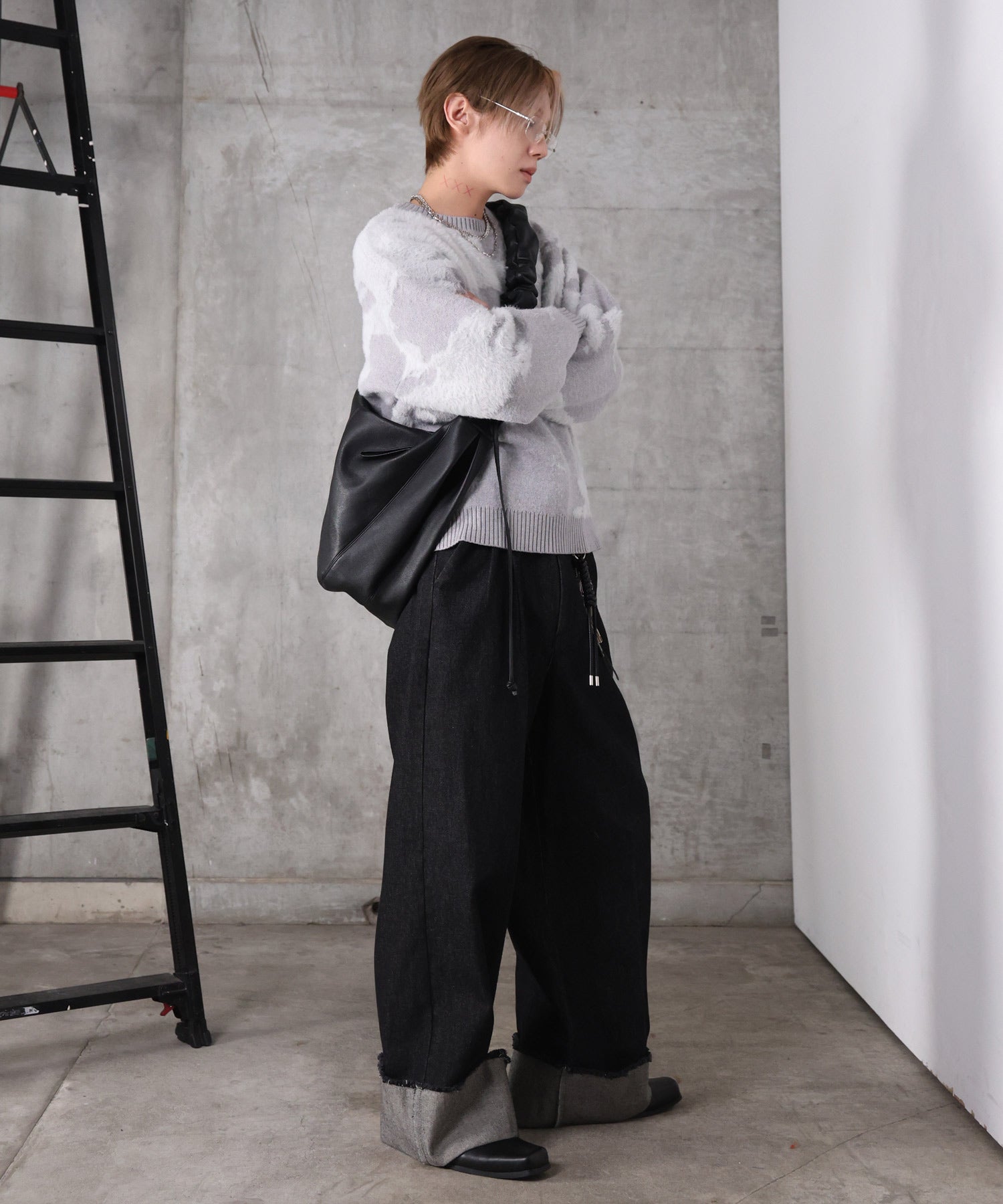 アブストラクト柄 モヘアライク クルーニット プルオーバー