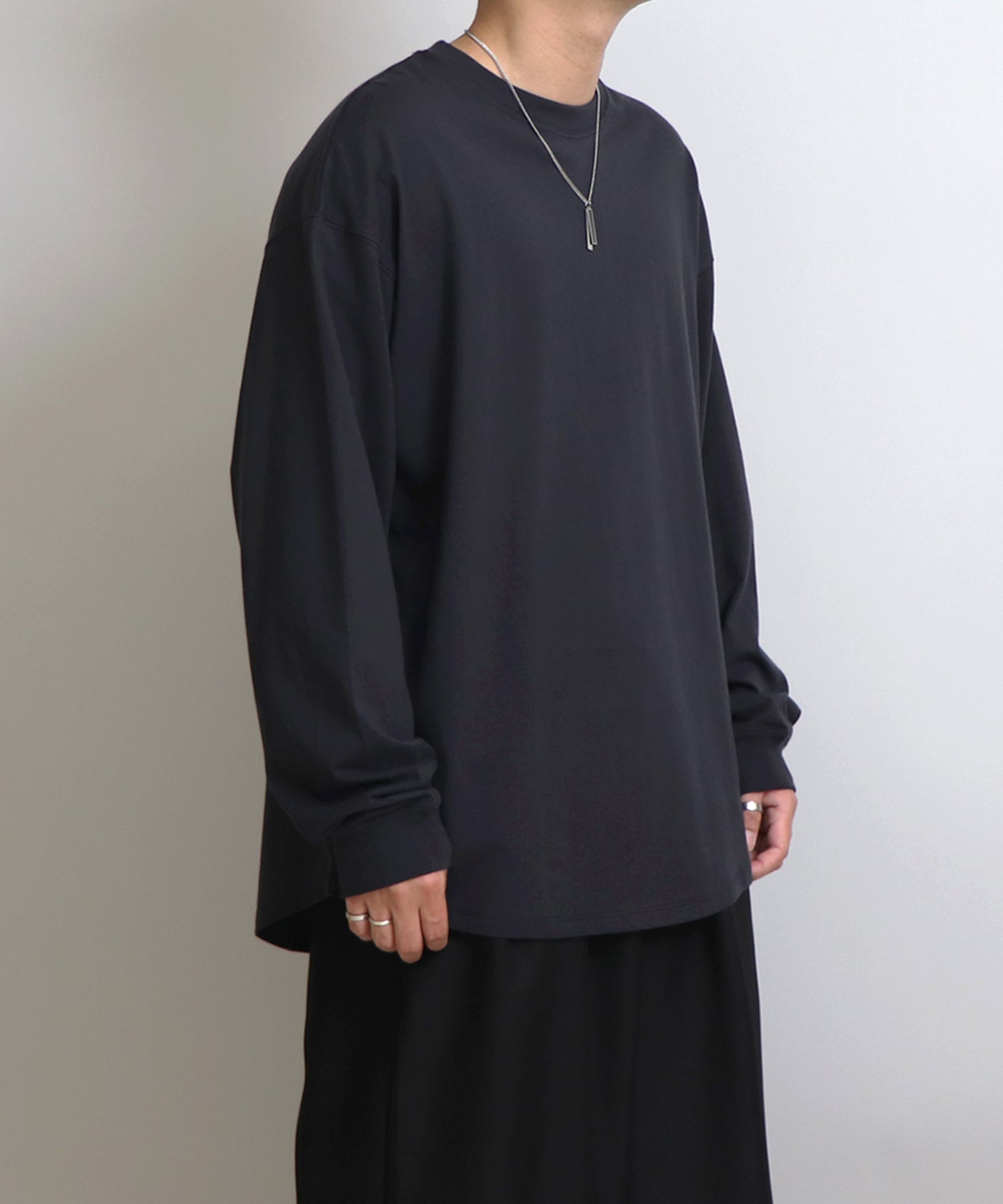 ルーズシルエット クルーネック ベーシックロンT