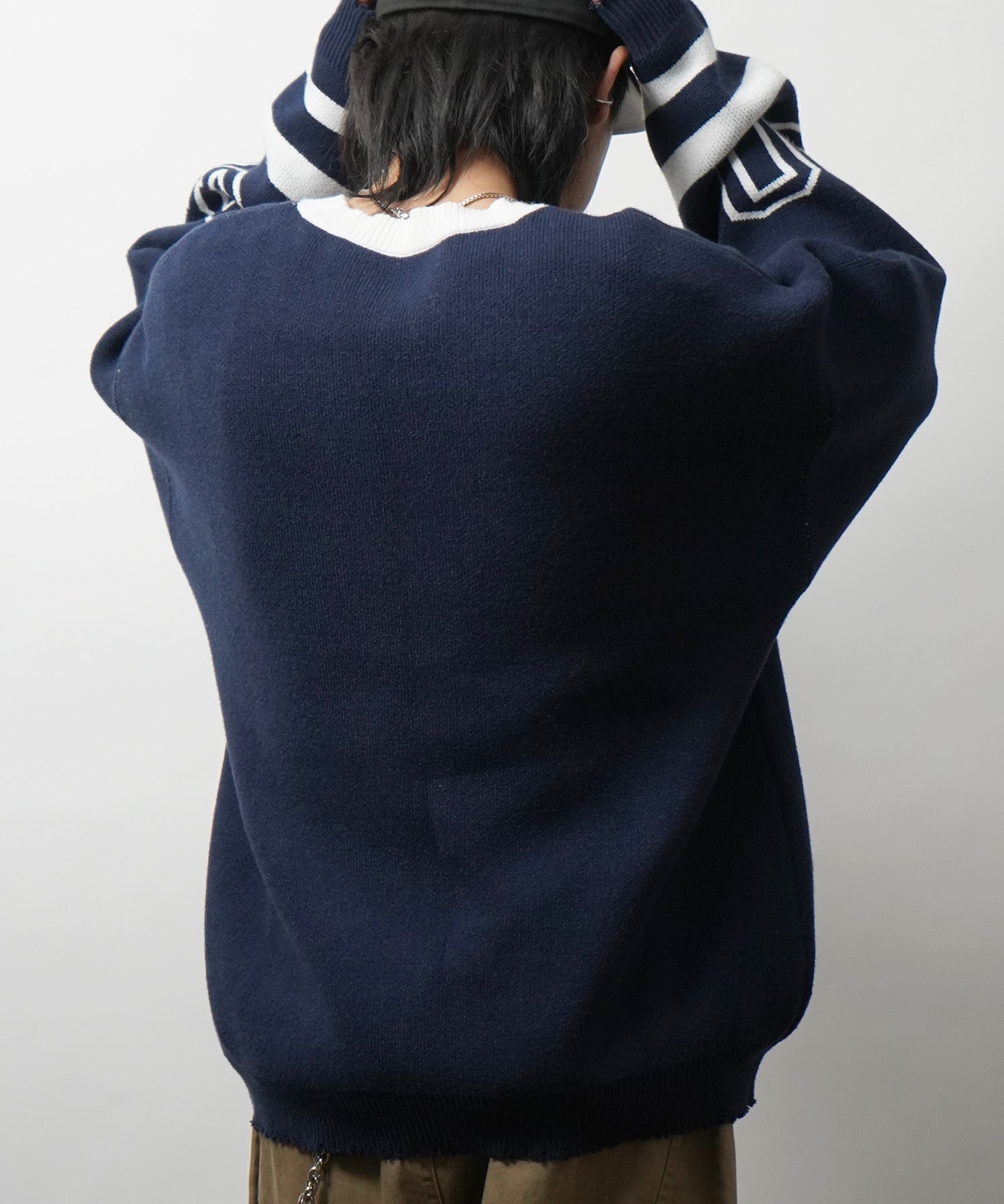 Y2K ロゴ ダメージ加工 Vネック ニット プルオーバー