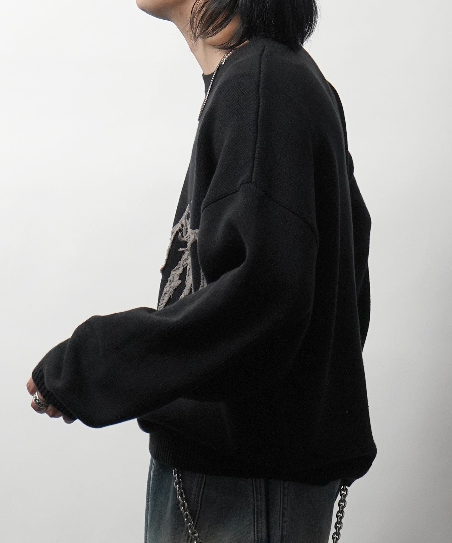 フリンジ ロゴ クルーネック ニット