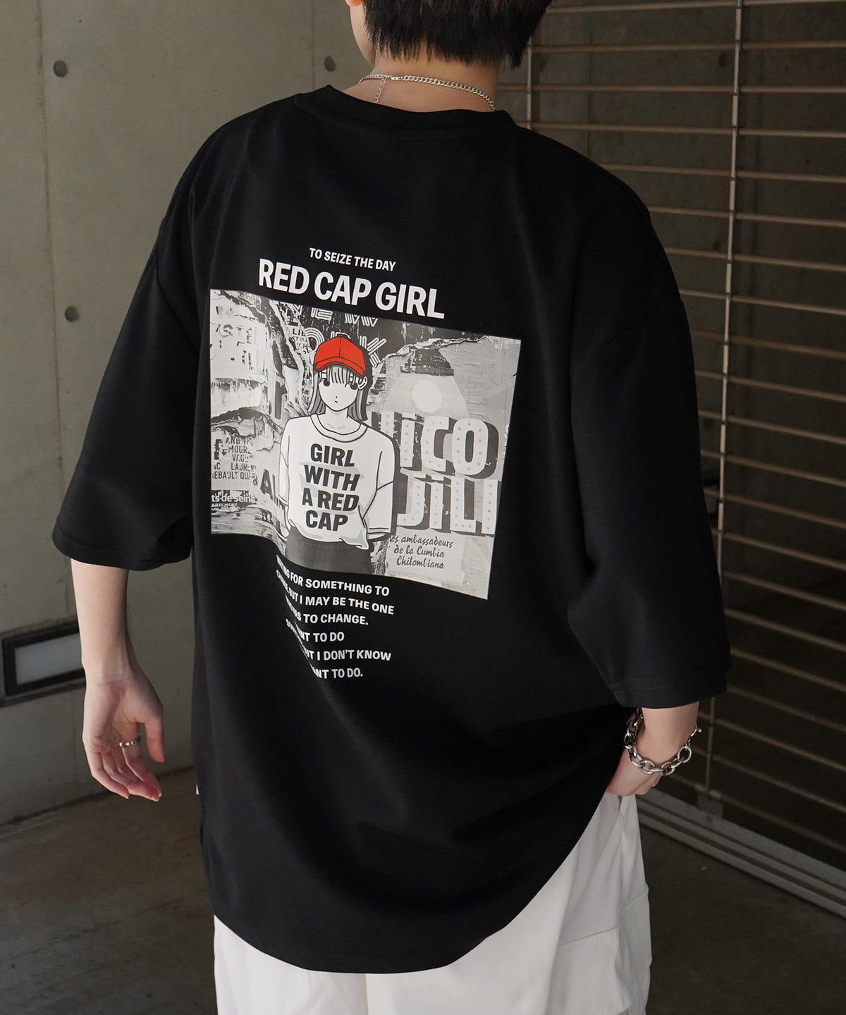 【RED CAP GIRL】 バックイラスト / バック転写 ワンポイント刺繍 ドレープとろみ ポンチ ビッグシルエットプリントTシャツ