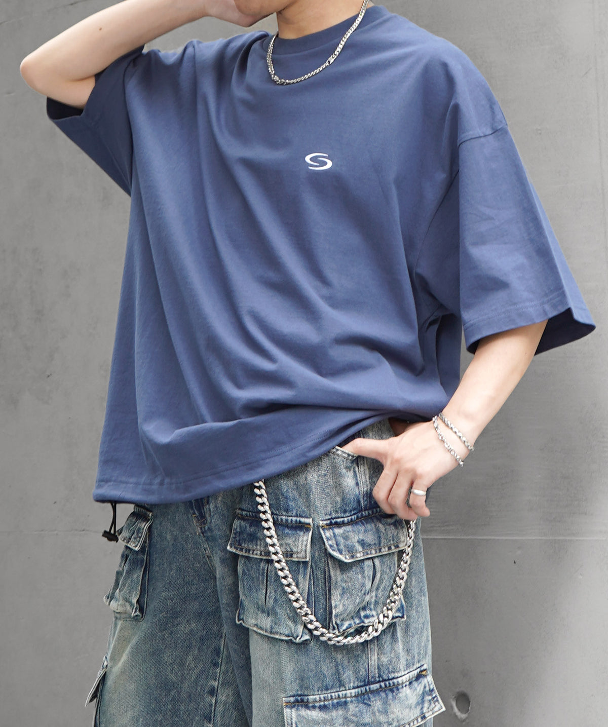 25SS ビッグシルエット ワンポイント刺繍 裾ドローコード Tシャツ