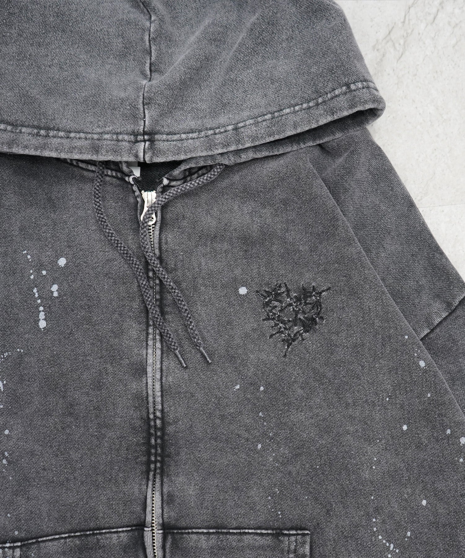 トライバルハート刺繍 フルジップパーカー グランジ加工×スプラッシュ加工 フーディ