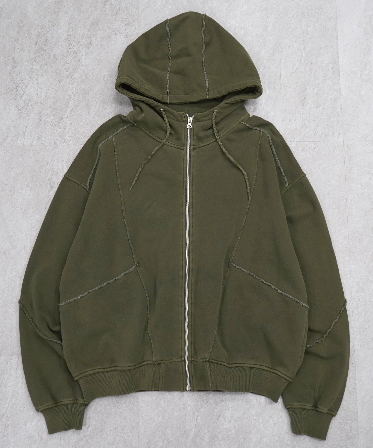 裏毛 カットオフ切り替え ZIPパーカー