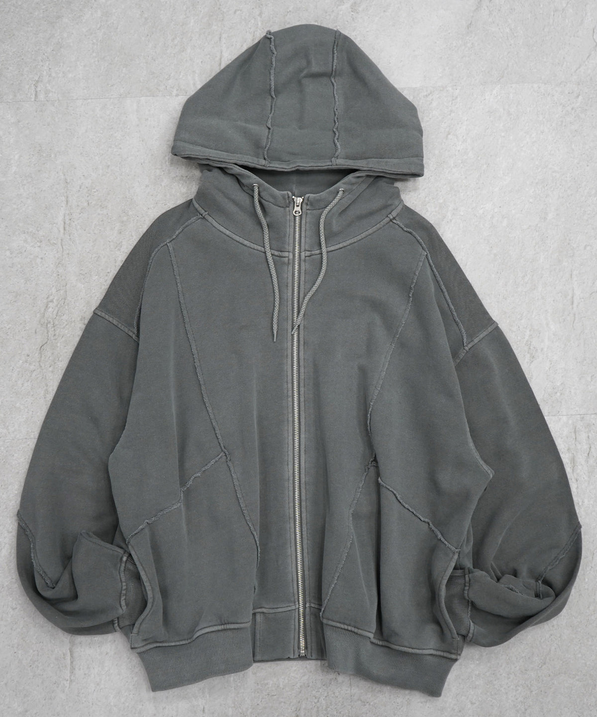 裏毛 カットオフ切り替え ZIPパーカー