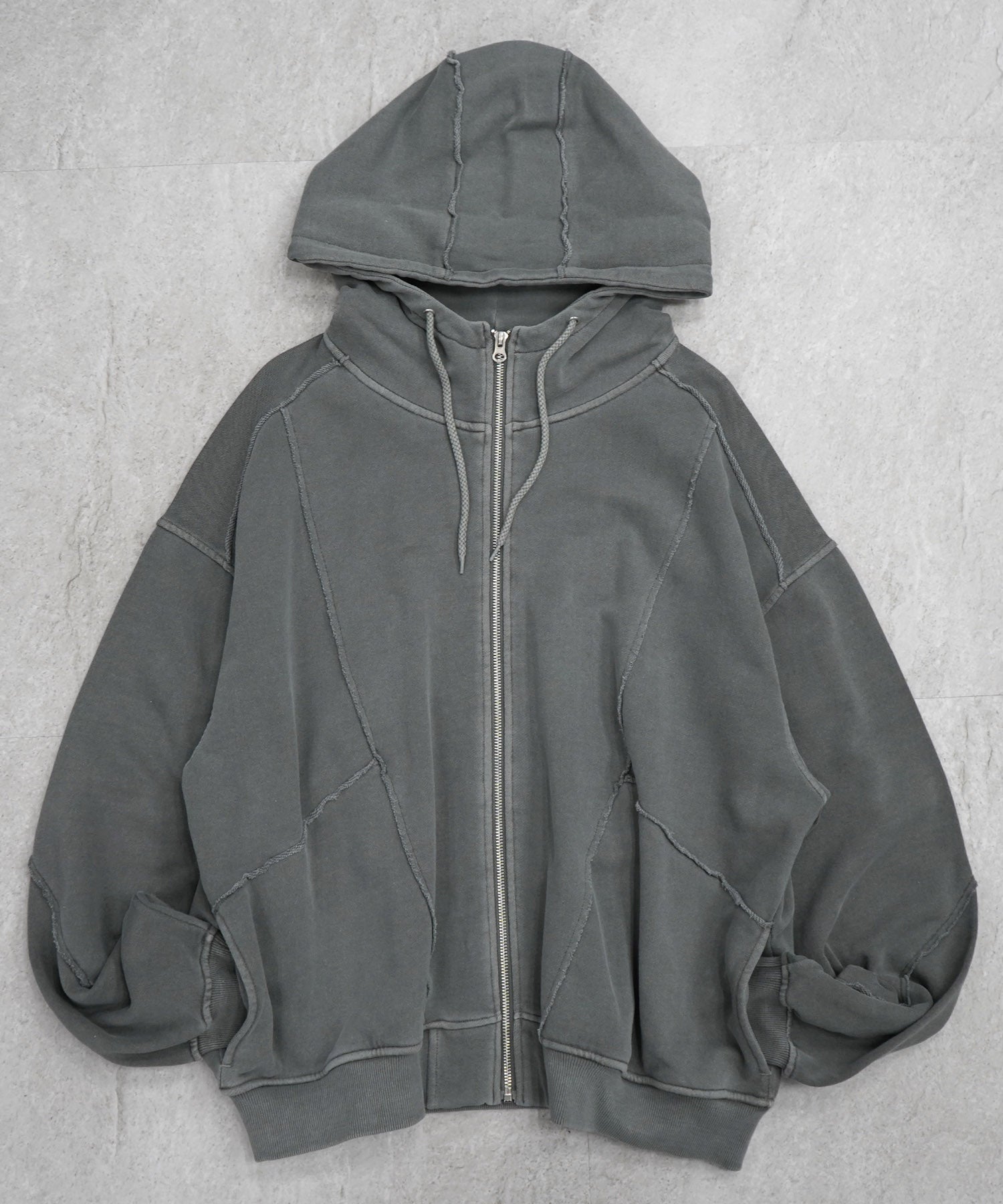 裏毛 カットオフ切り替え ZIPパーカー