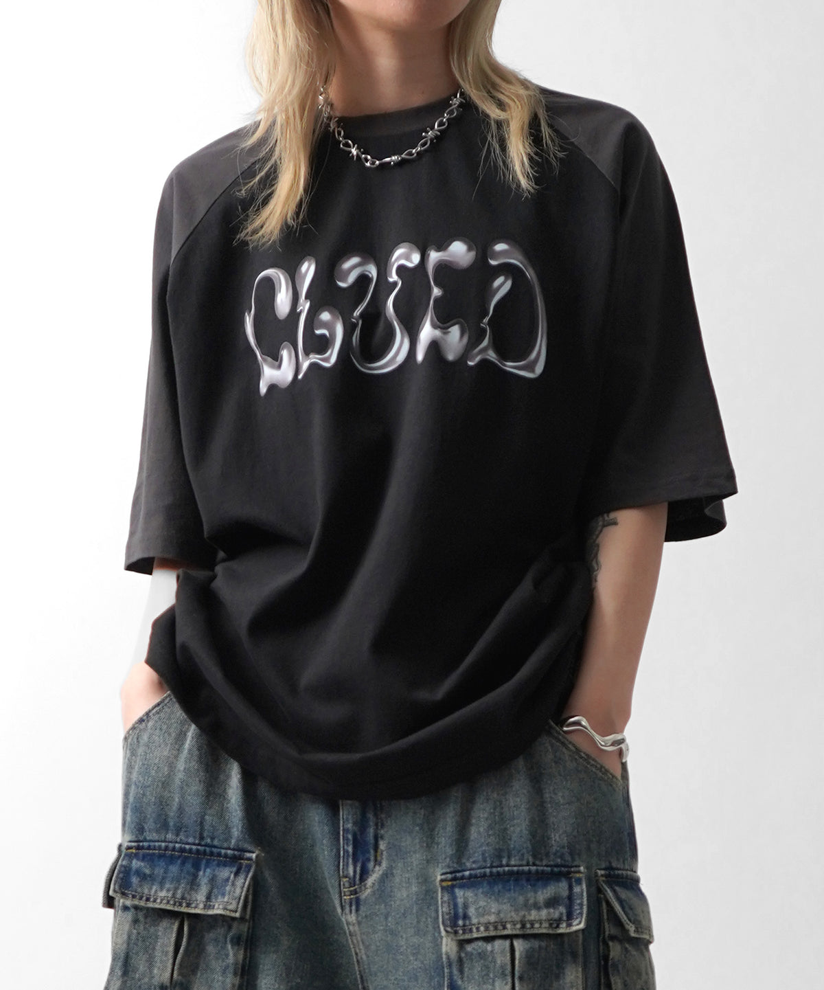 25SS 韓国ストリート メタル文字 グランジロゴ Y2K ビッグシルエット半袖Tシャツ