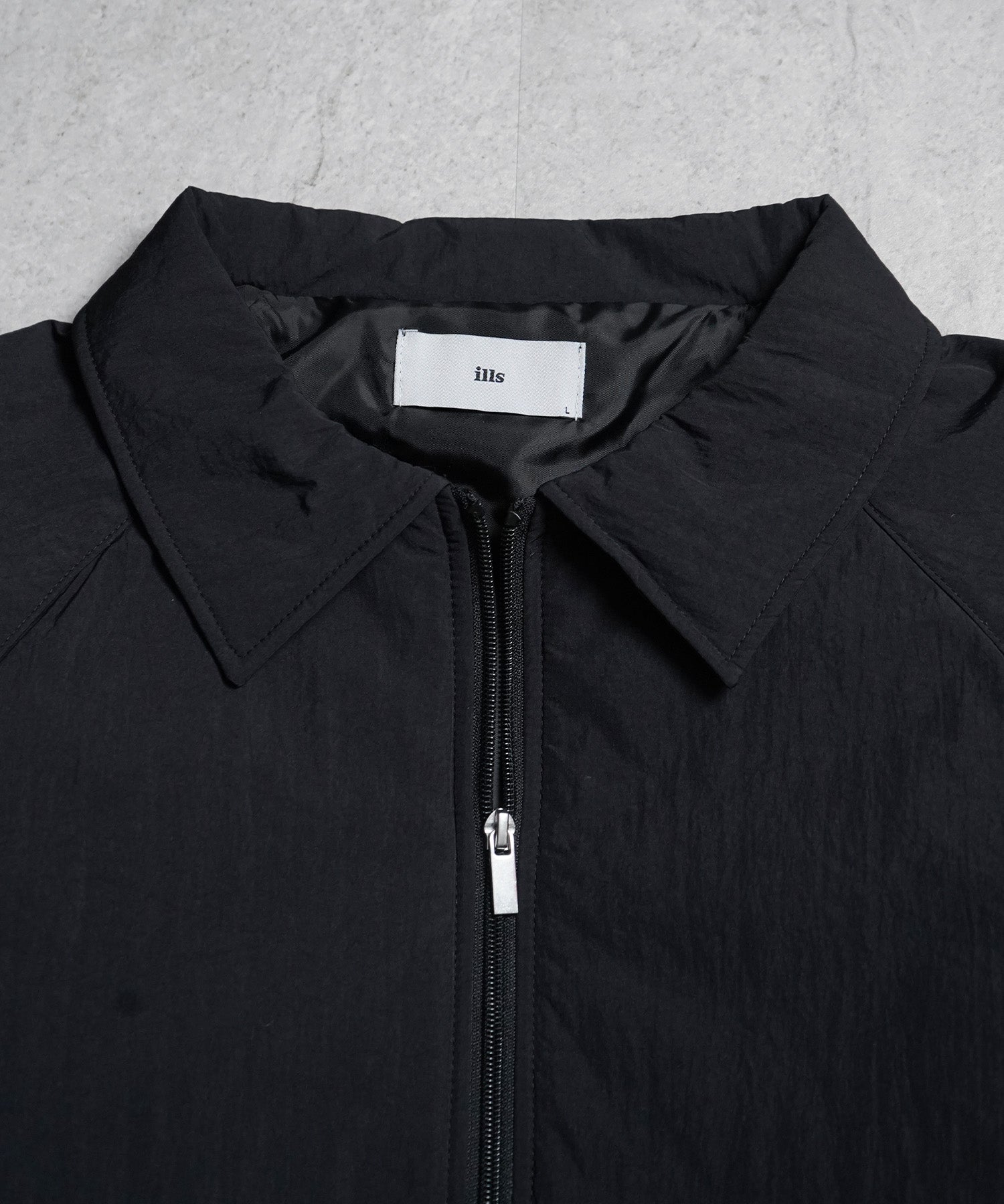 バックプリント ナイロン 中綿ブルゾン