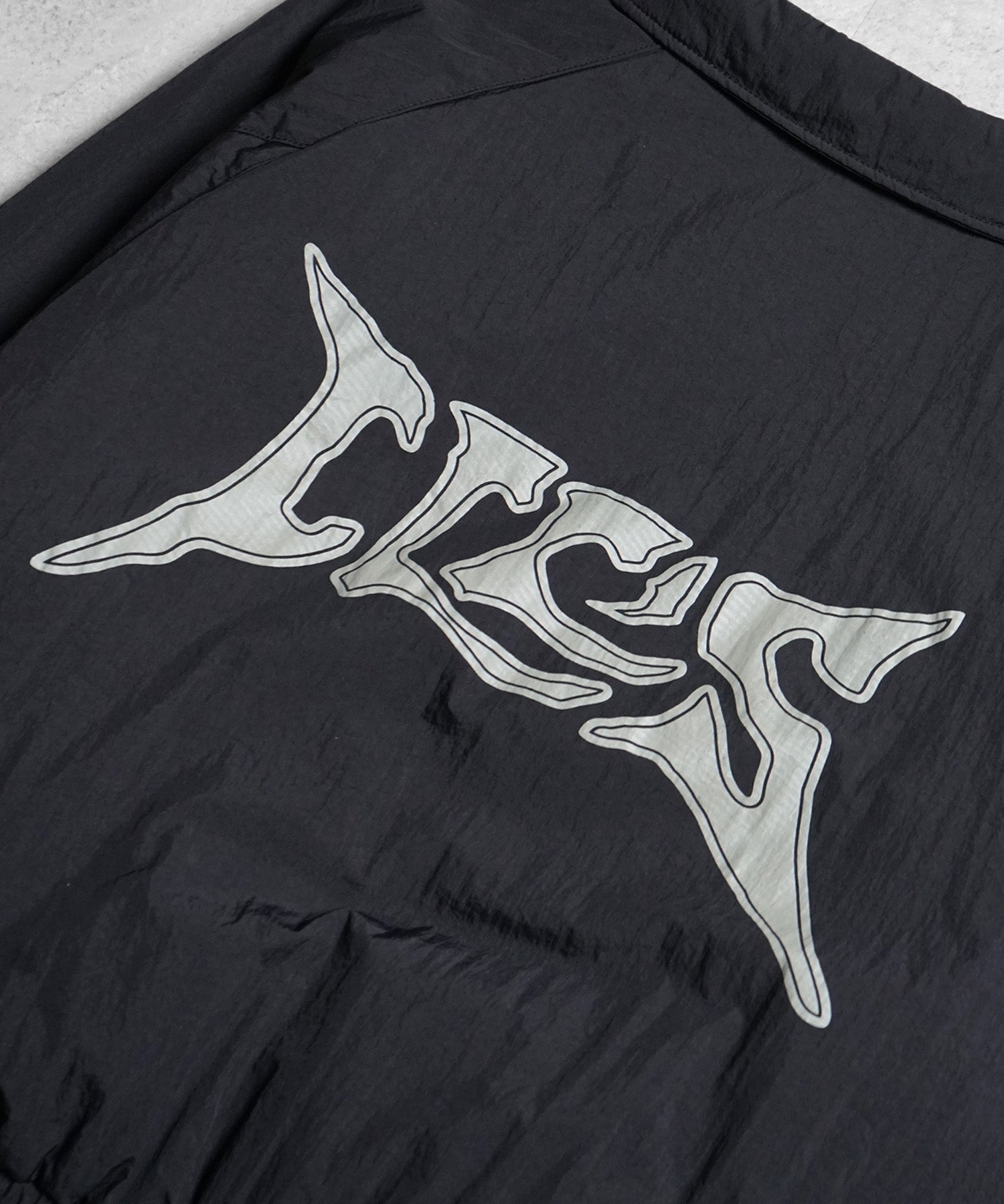 バックプリント ナイロン 中綿ブルゾン