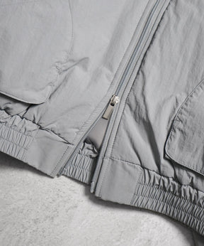 バックプリント ナイロン 中綿ブルゾン