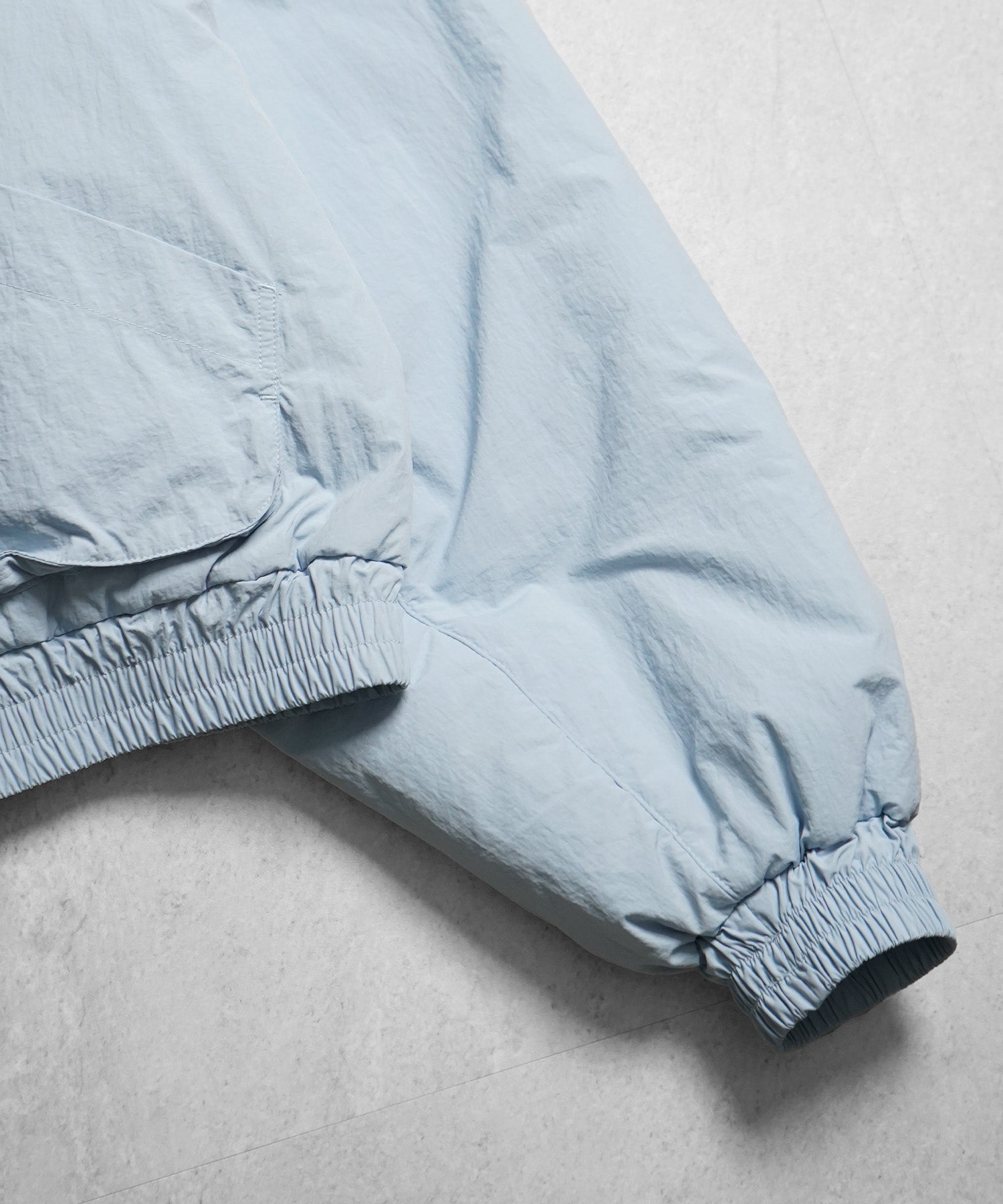 バックプリント ナイロン 中綿ブルゾン