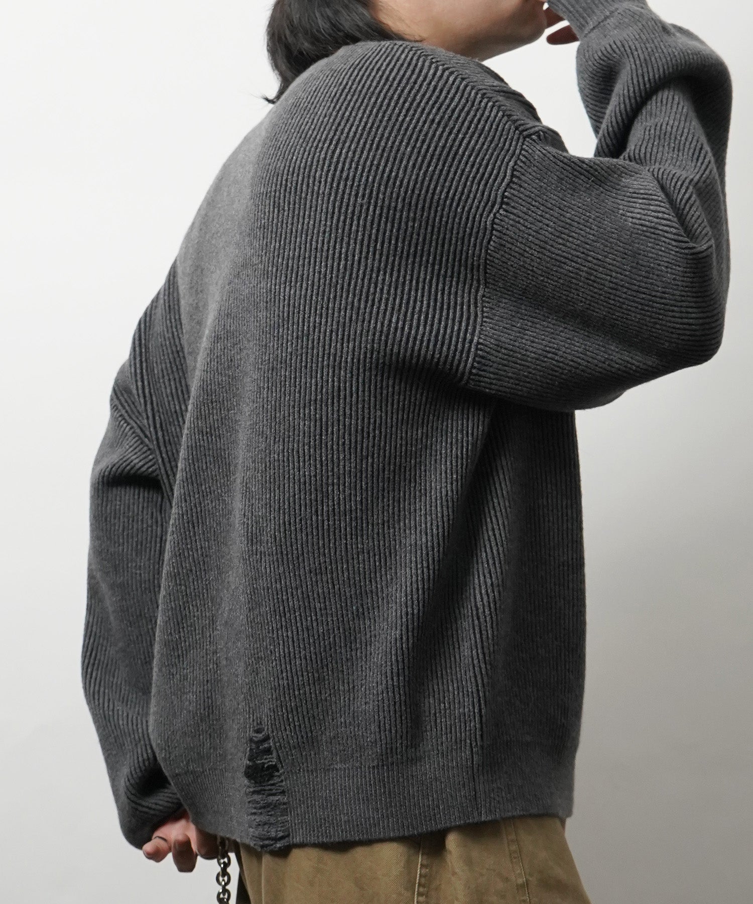 ダメージ加工 フロント Y2K ロゴ刺繍 クルーニット