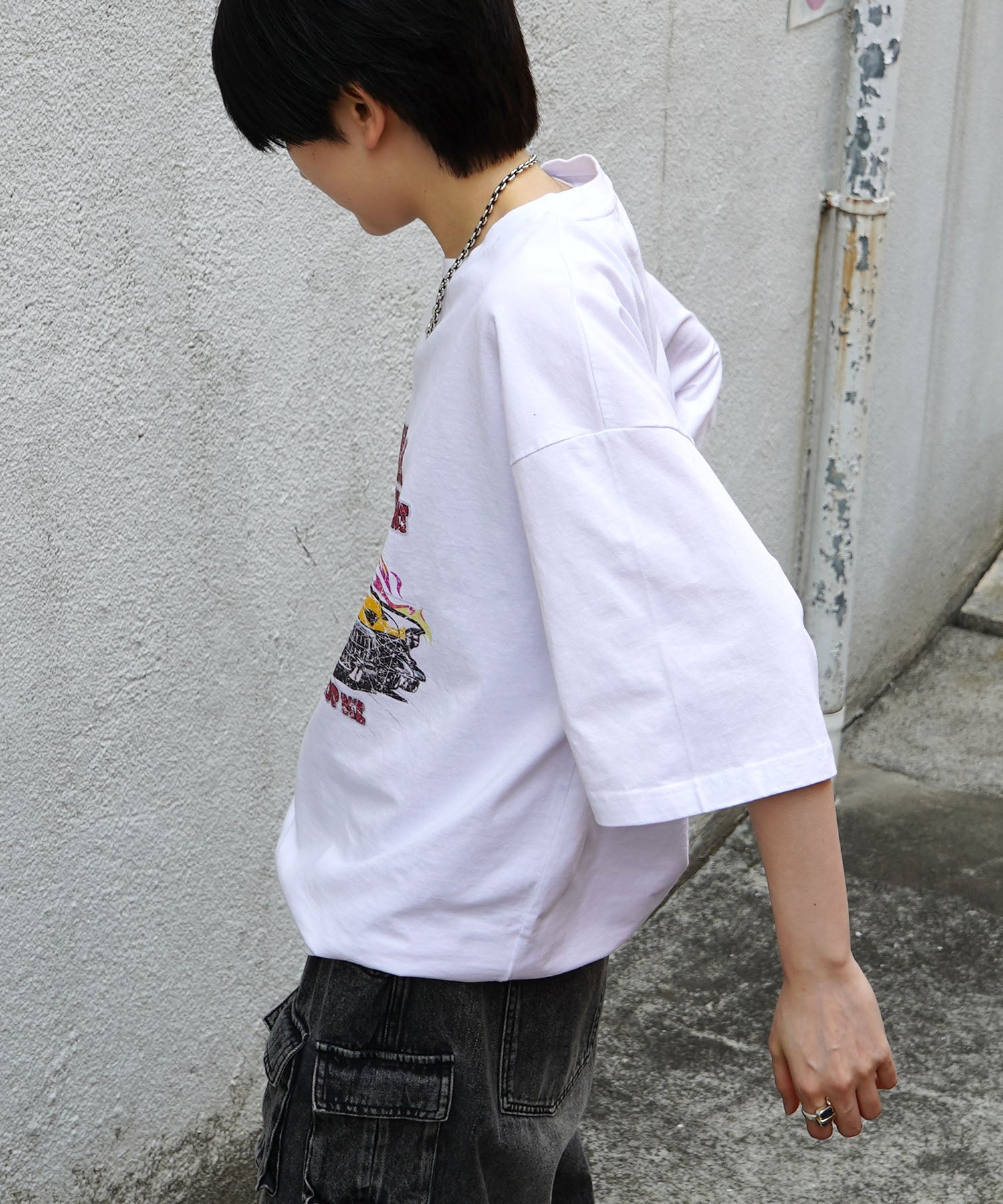 25SS レースガール ヴィンテージライク ピグメント加工 アメカジ風 レトロプリント ロックTシャツ