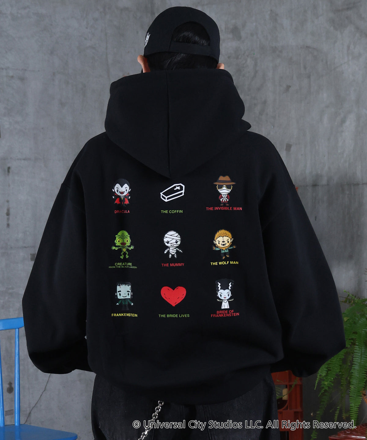 【Universal Monsters / ユニバーサルモンスターズ】ヴィンテージライク レトロ映画  バックプリントパーカー