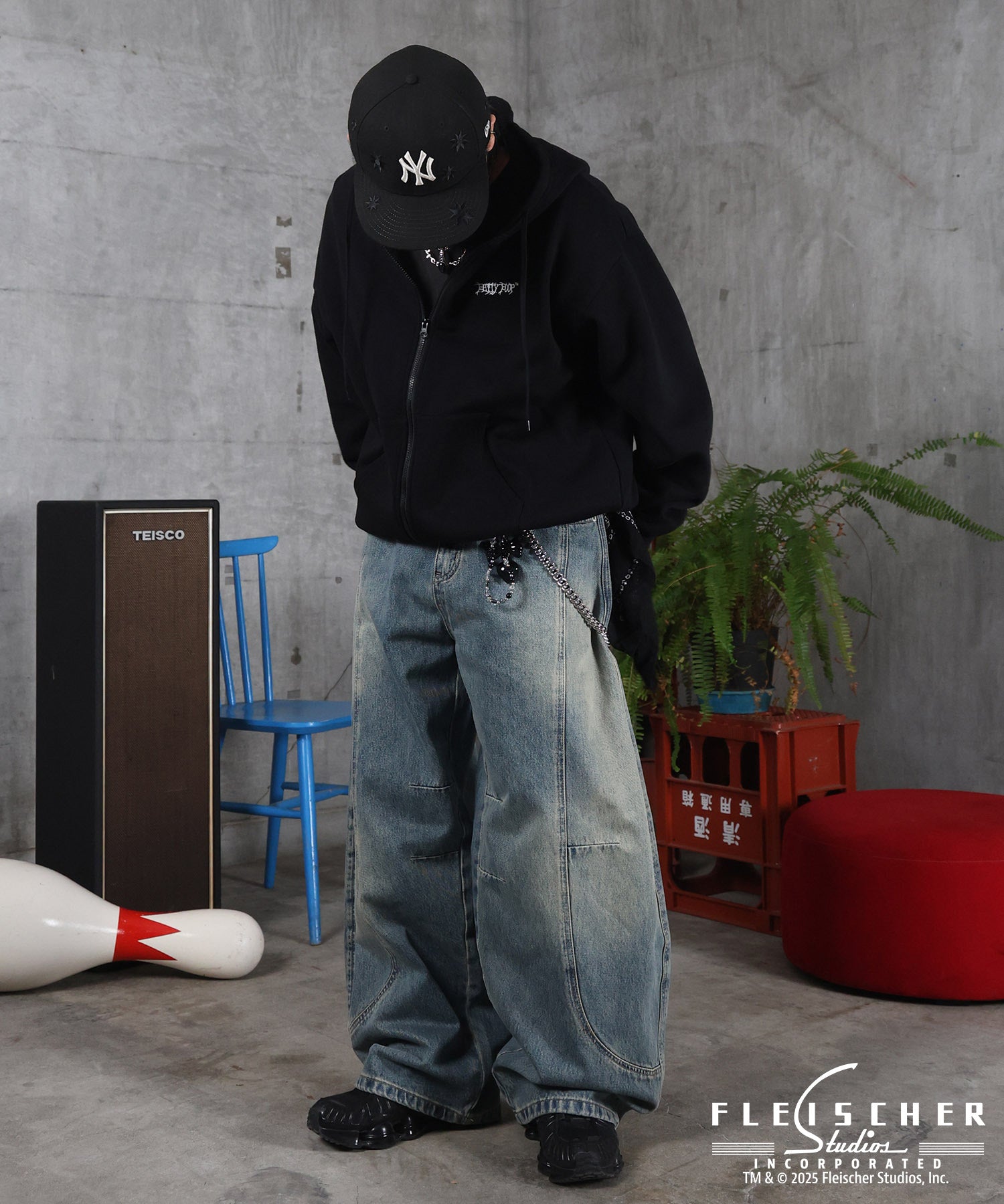 【Betty Boop / ベティブープ】裏起毛 バックプリント ZIPパーカ－