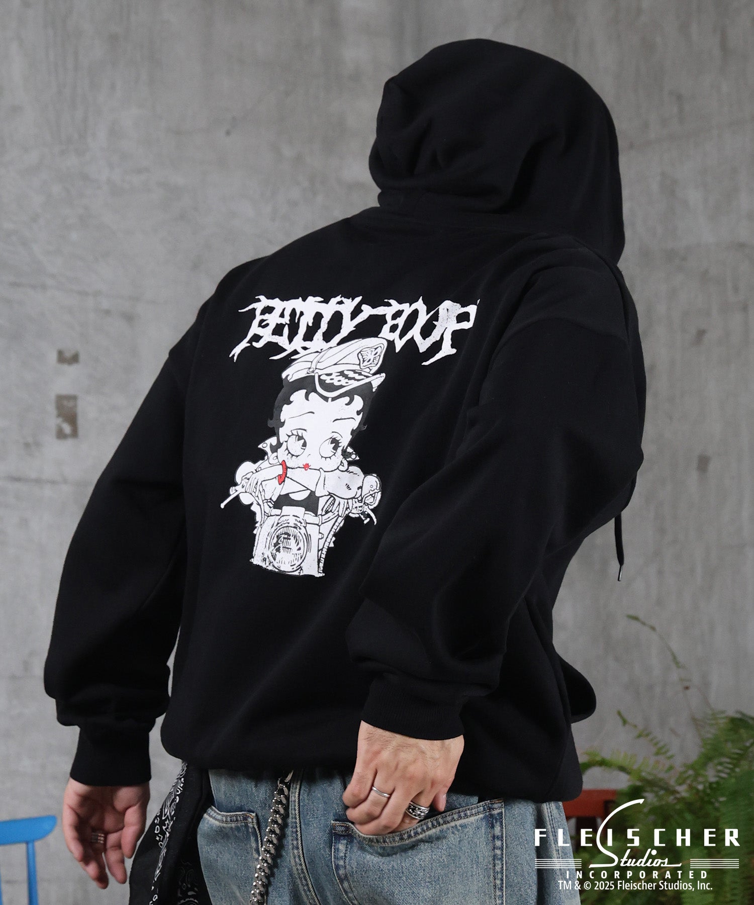 【Betty Boop / ベティブープ】裏起毛 バックプリント ZIPパーカ－