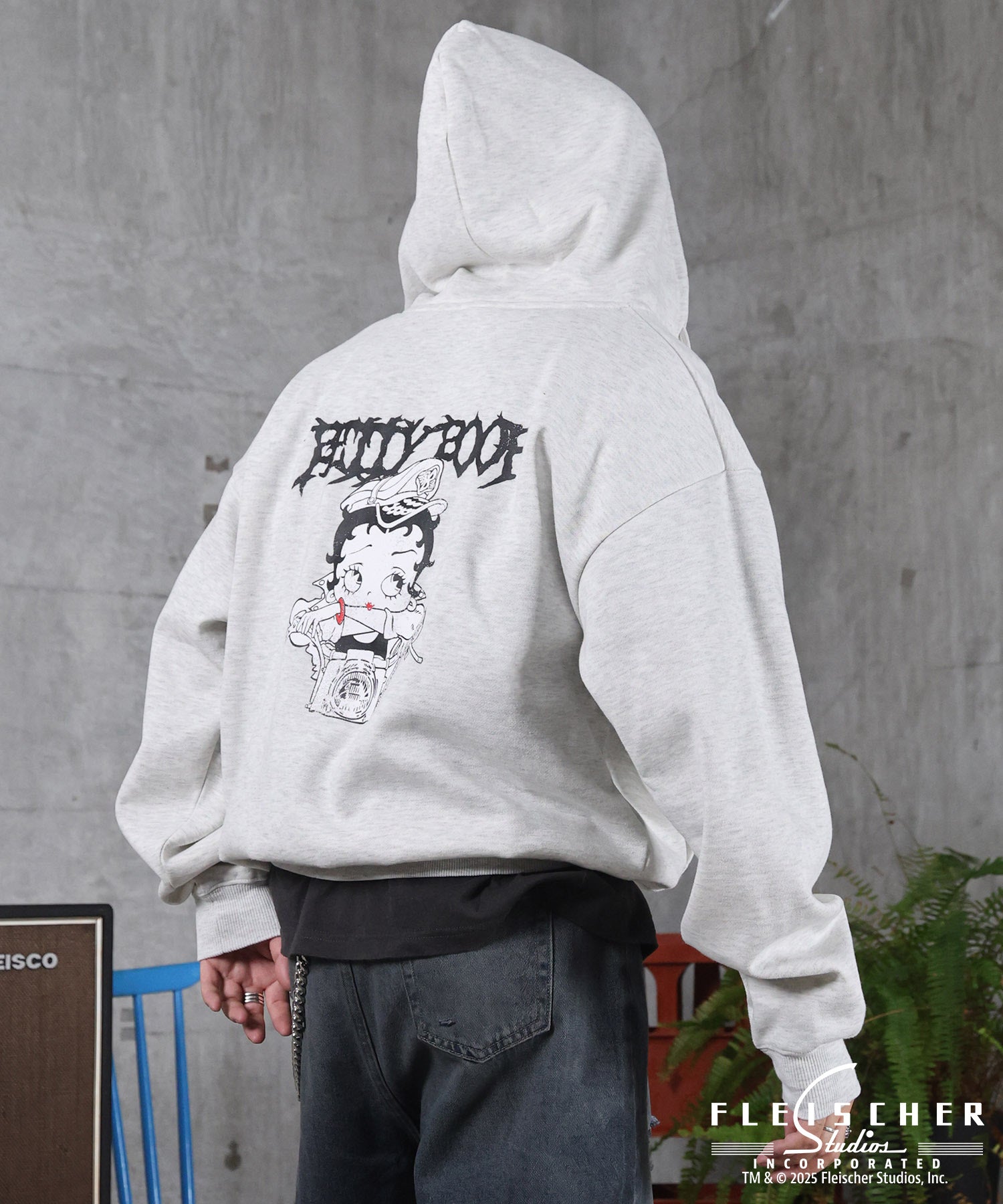 【Betty Boop / ベティブープ】裏起毛 バックプリント ZIPパーカ－