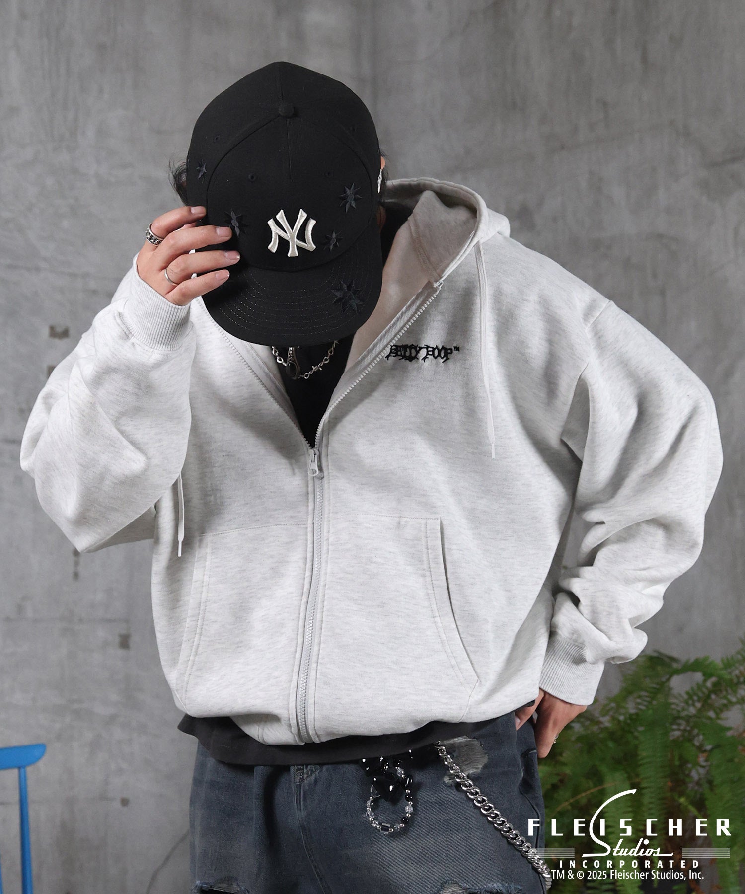 【Betty Boop / ベティブープ】裏起毛 バックプリント ZIPパーカ－