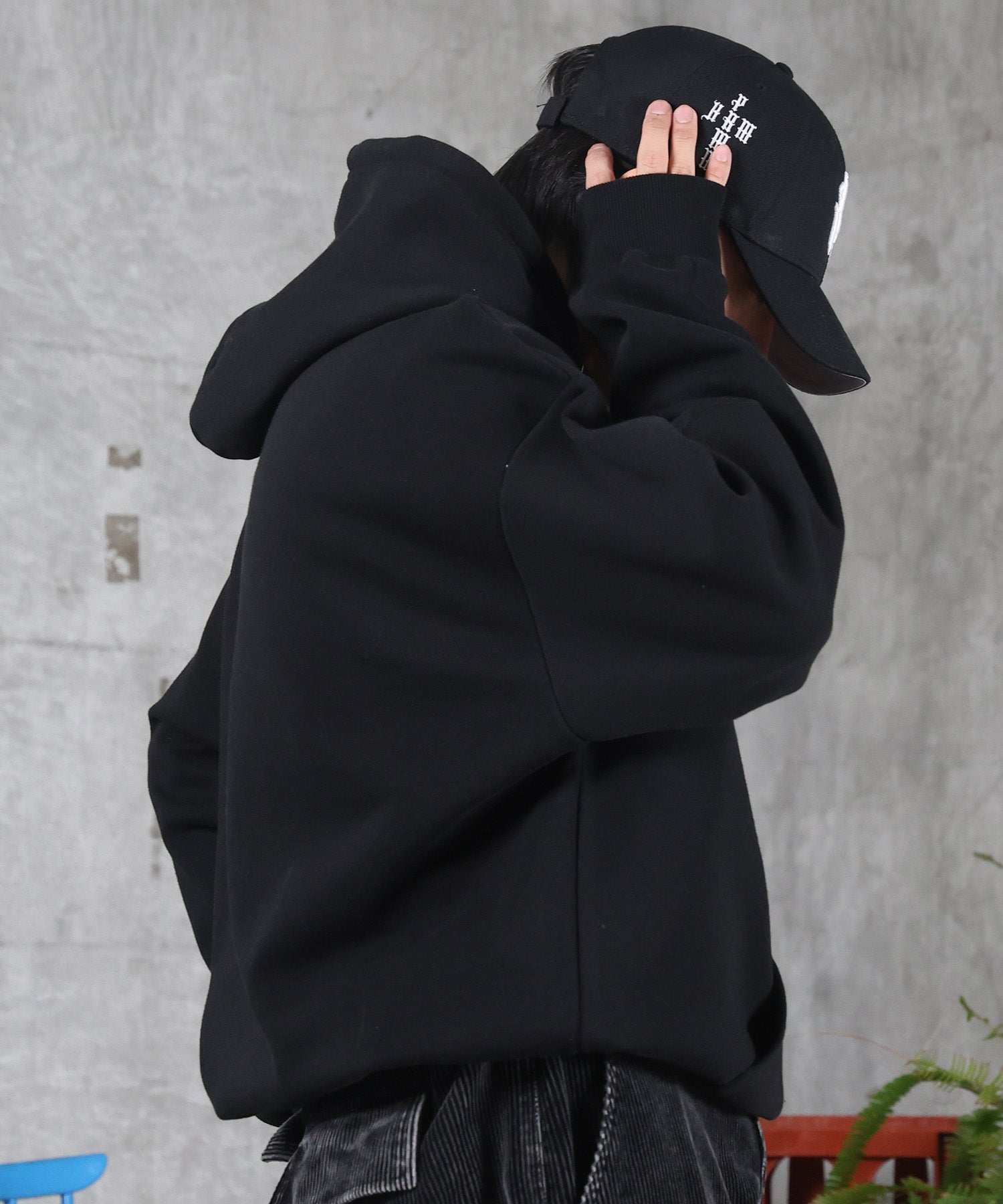 【Casper / キャスパー】ヴィンテージライク レトロ映画 刺繍 プリントパーカー