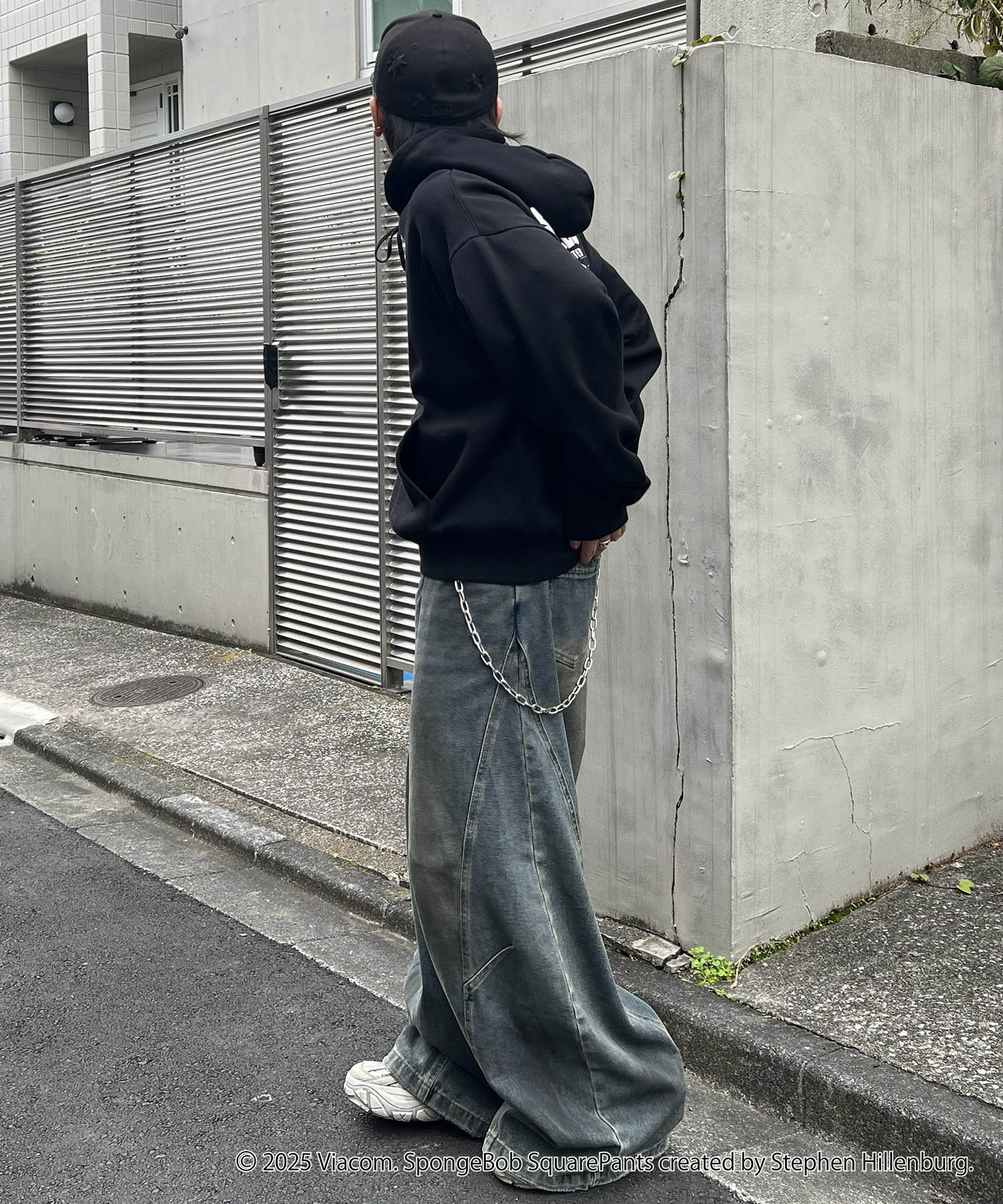 【SPONGE BOB / スポンジボブ】バックプリント プルパーカー