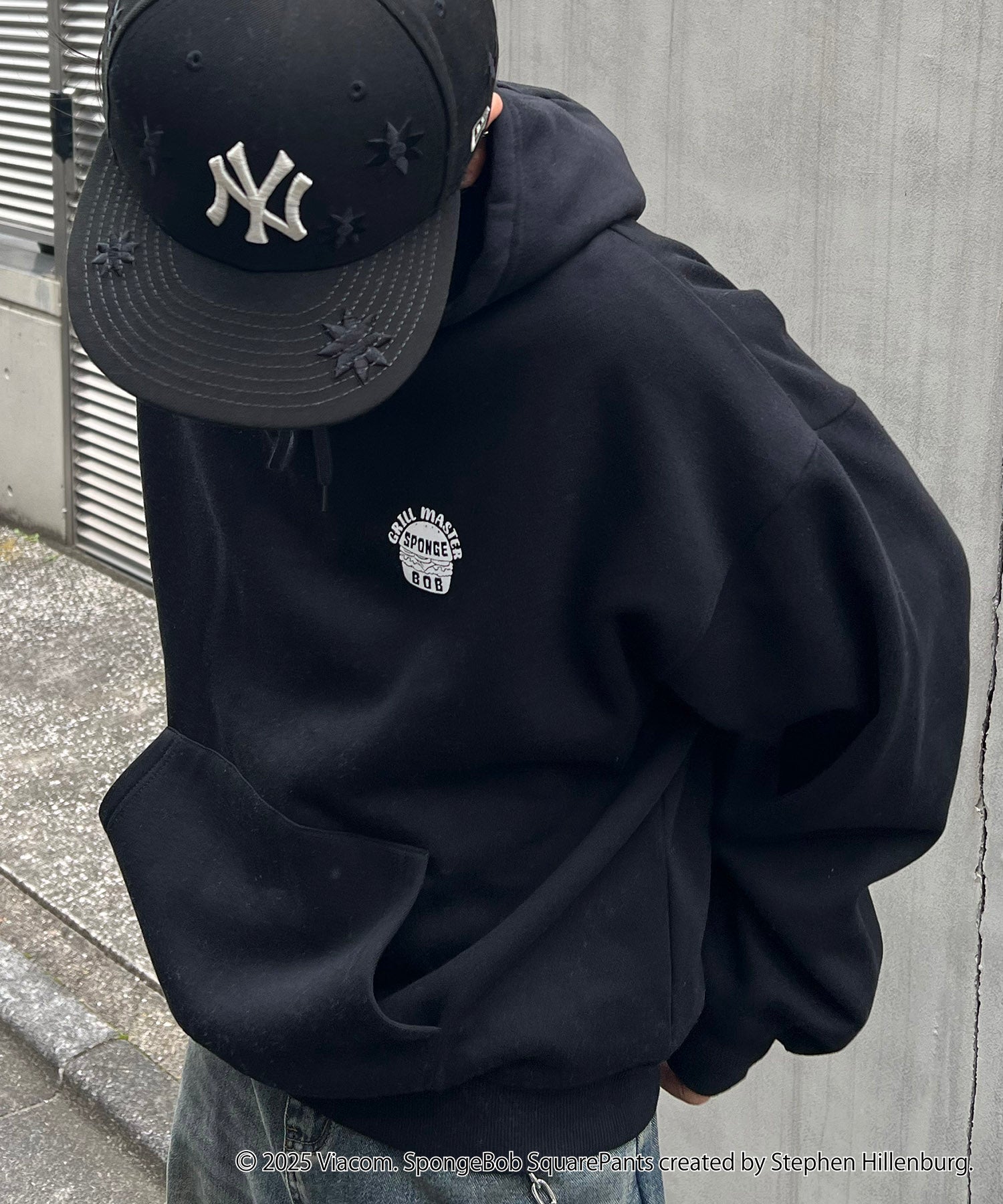 【SPONGE BOB / スポンジボブ】バックプリント プルパーカー