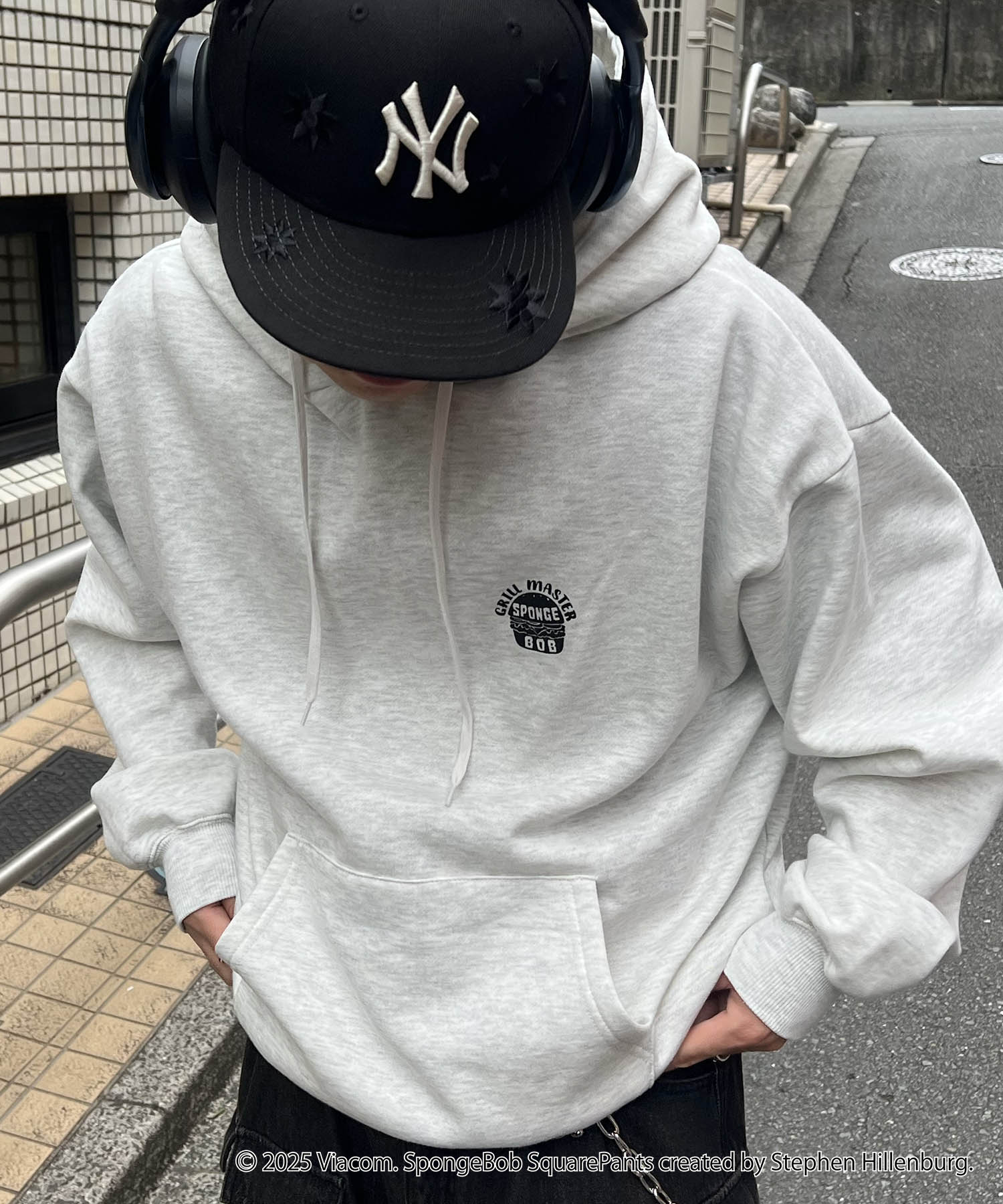 【SPONGE BOB / スポンジボブ】バックプリント プルパーカー