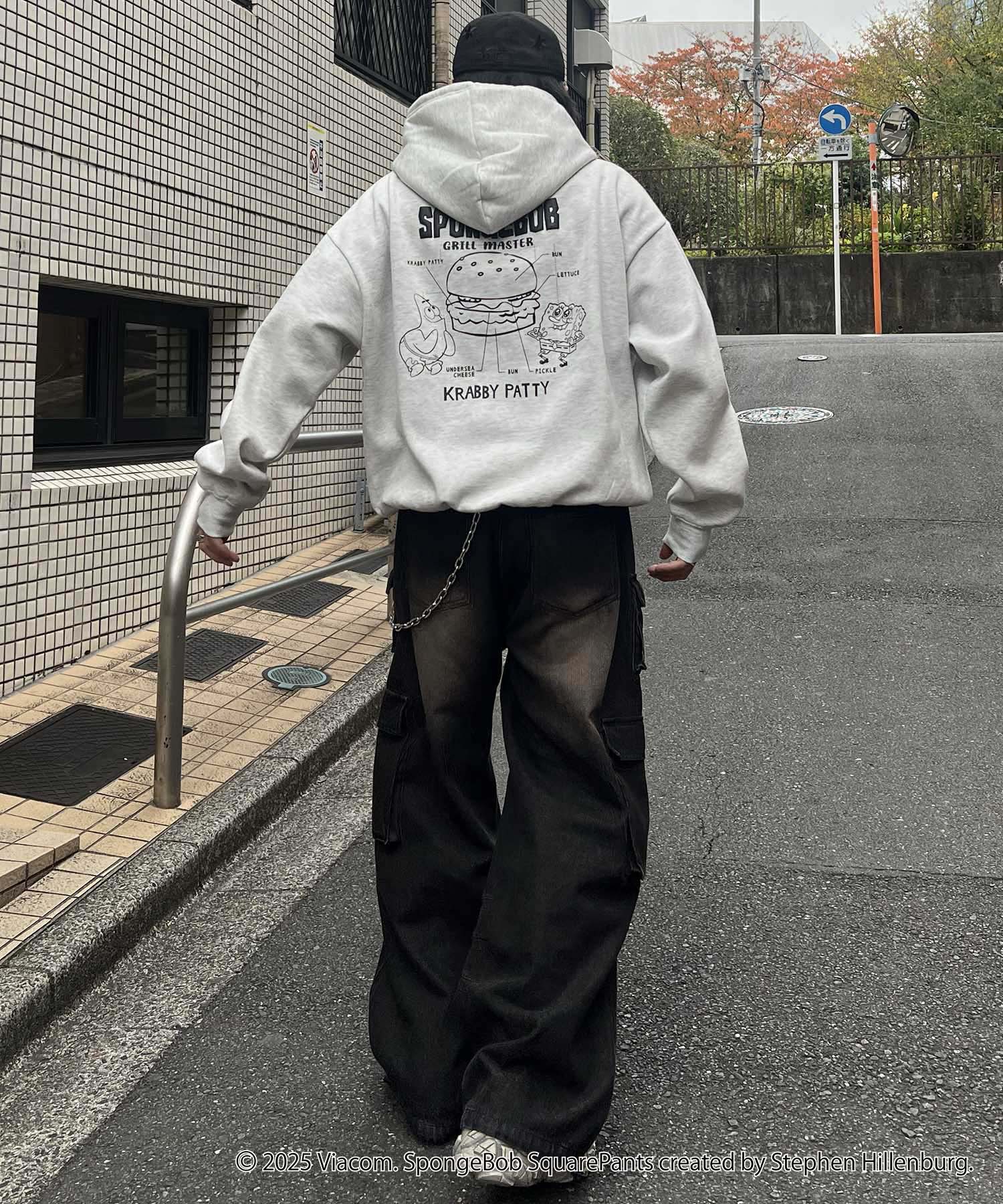 【SPONGE BOB / スポンジボブ】バックプリント プルパーカー