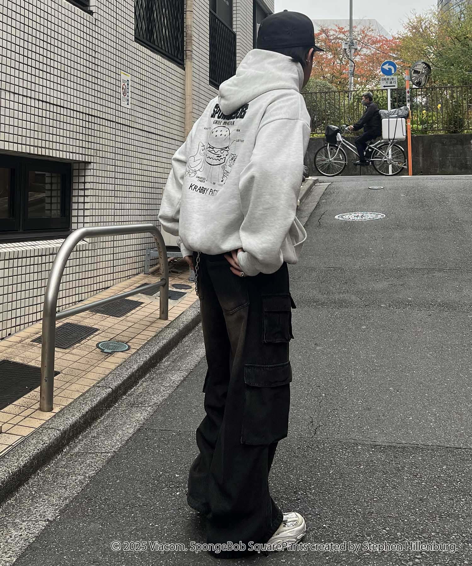 【SPONGE BOB / スポンジボブ】バックプリント プルパーカー