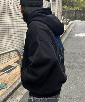 【SPONGE BOB / スポンジボブ】バックプリント 刺繍 プルパーカー