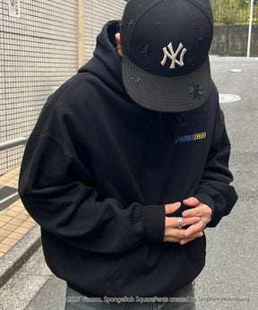 【SPONGE BOB / スポンジボブ】バックプリント 刺繍 プルパーカー