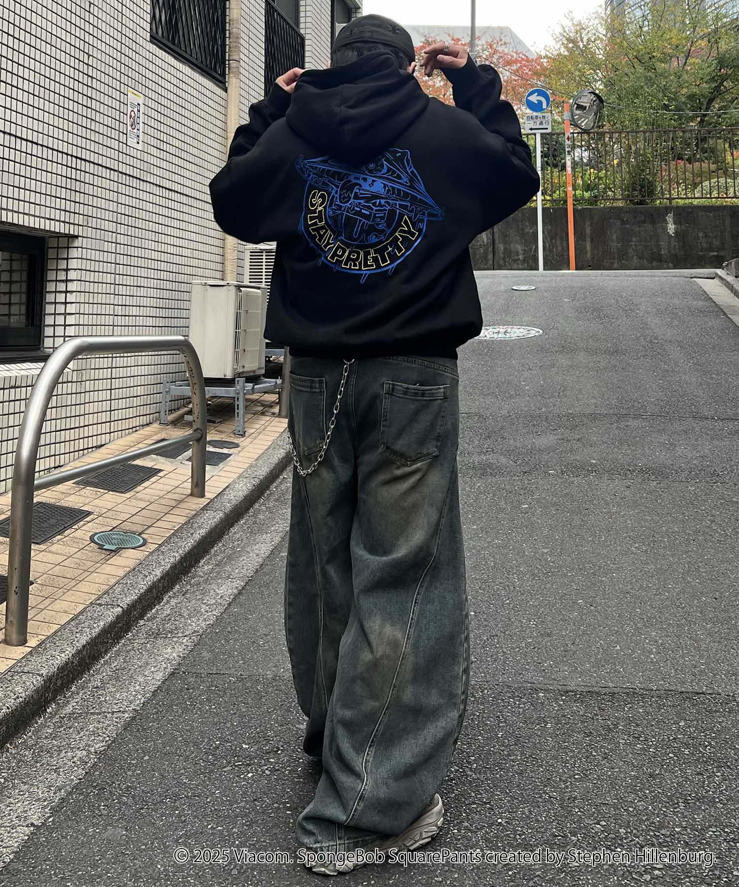 【SPONGE BOB / スポンジボブ】バックプリント 刺繍 プルパーカー