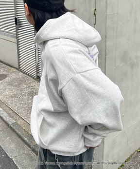 【SPONGE BOB / スポンジボブ】バックプリント 刺繍 プルパーカー