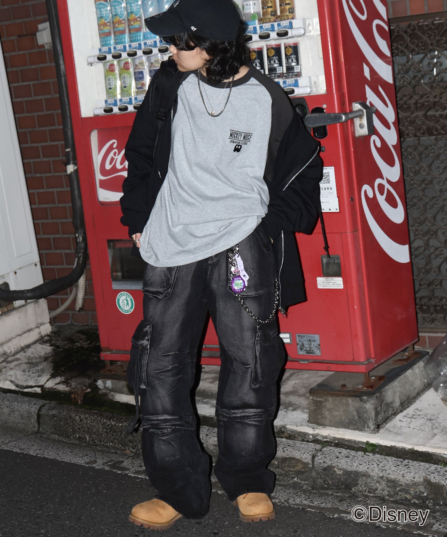 【Disney / ディズニー】ミッキー ワンポイント ヴィンテージライク レトログラフィック ビッグシルエット ラグランロンT