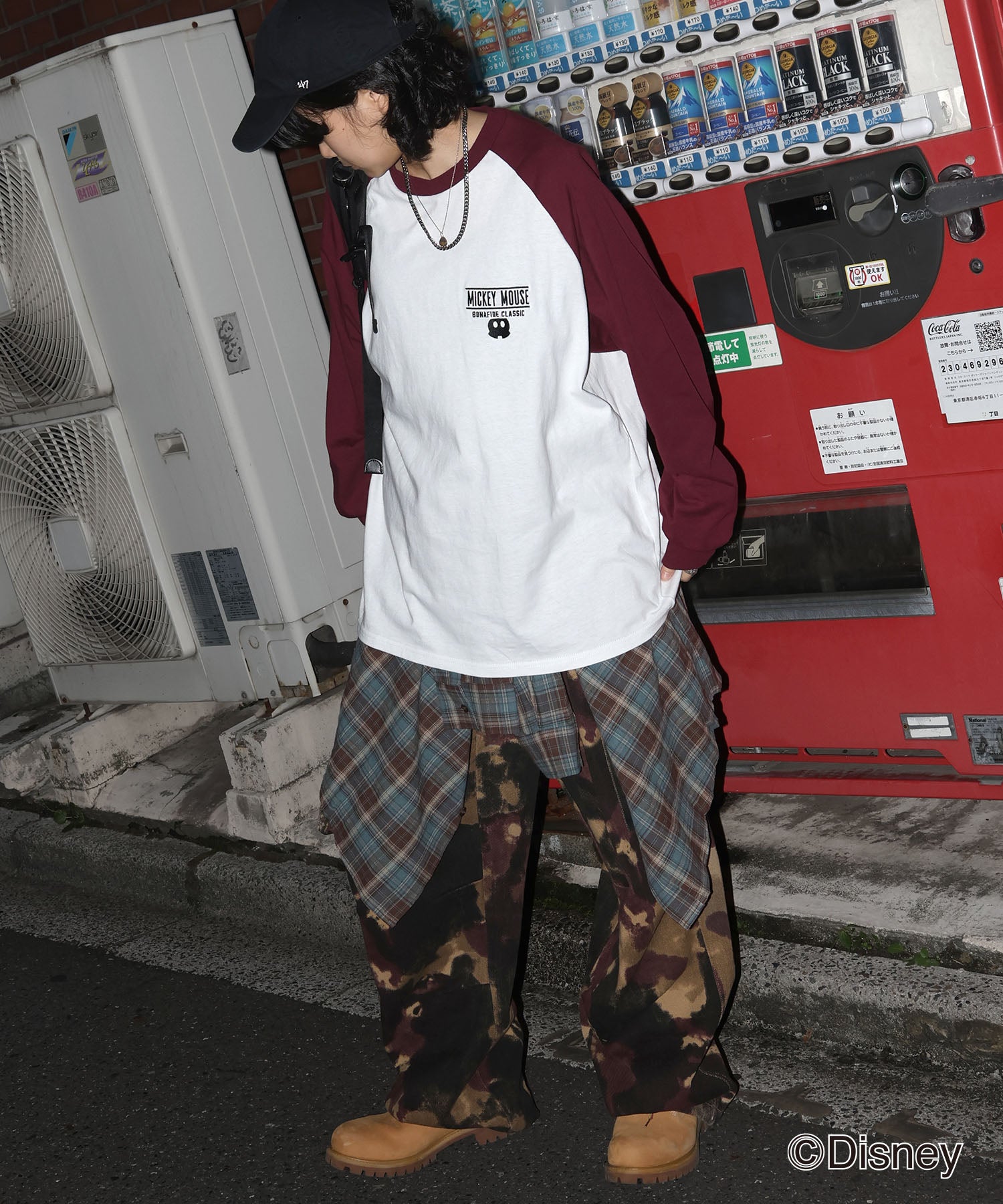 【Disney / ディズニー】ミッキー ワンポイント ヴィンテージライク レトログラフィック ビッグシルエット ラグランロンT