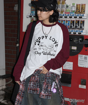 【Disney / ディズニー】ミッキー ヴィンテージライク レトログラフィック 古着風クラックプリント ビッグシルエット ラグランロンT