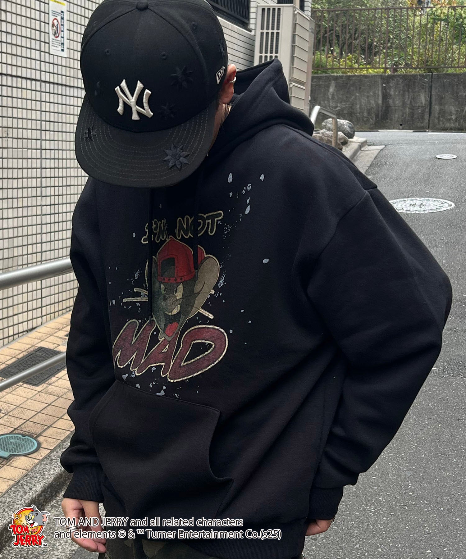 【TOM&JERRY / トムとジェリー】グランジ プリントパーカー