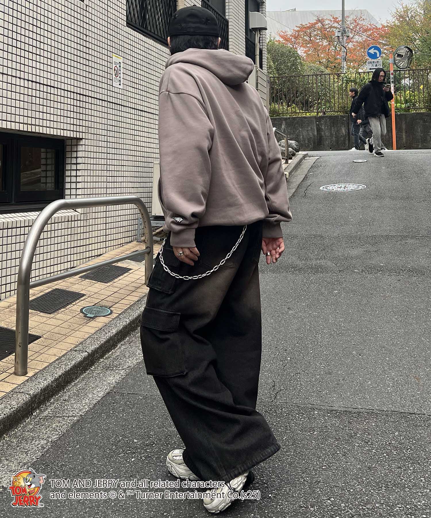 【TOM&JERRY / トムとジェリー】グランジ プリントパーカー