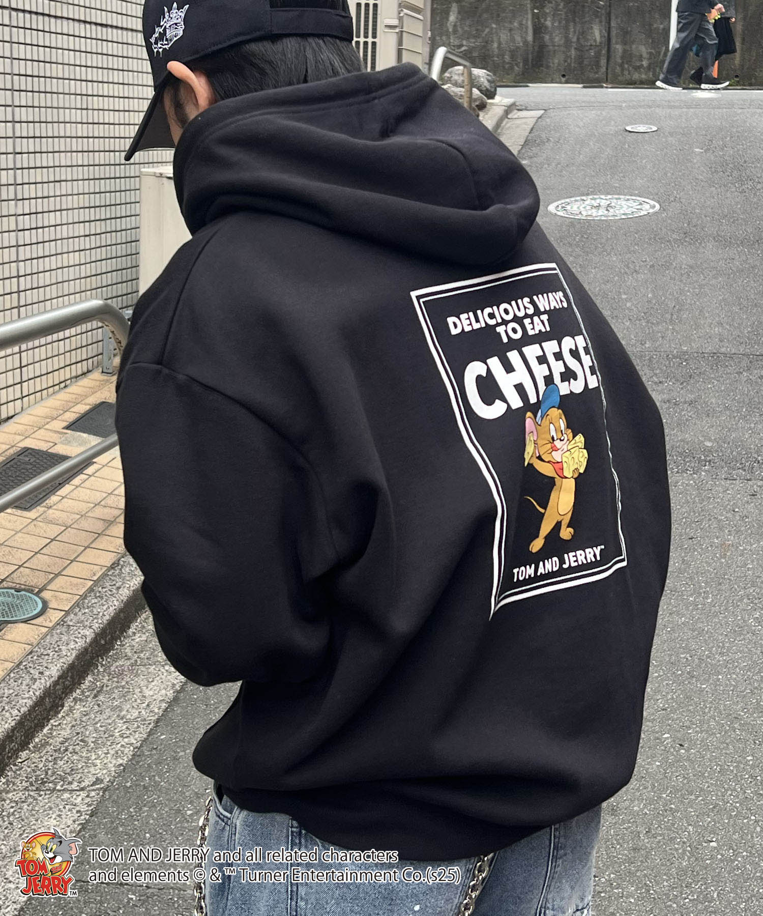 【TOM&JERRY / トムとジェリー】バックプリントパーカー