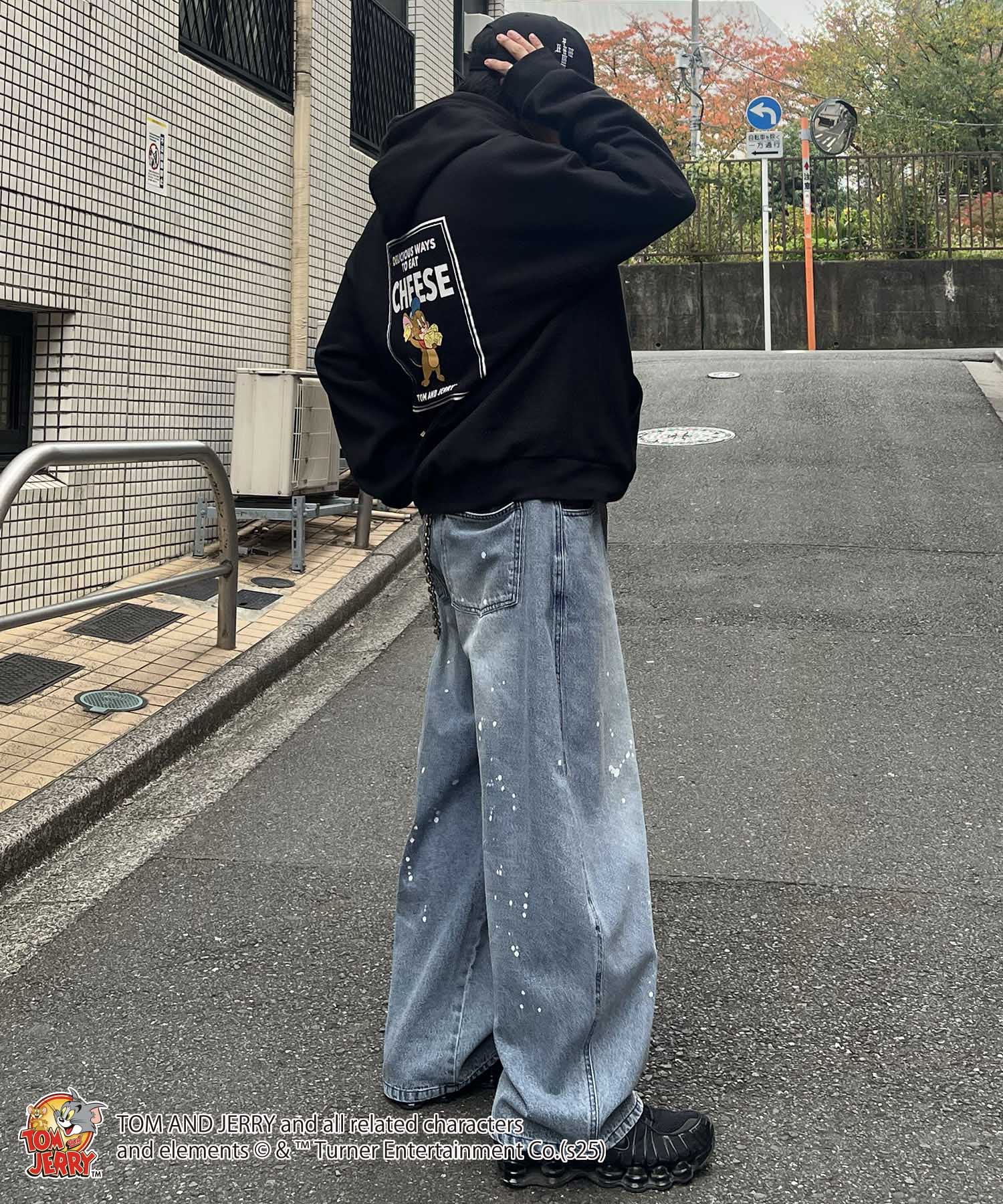 【TOM&JERRY / トムとジェリー】バックプリントパーカー