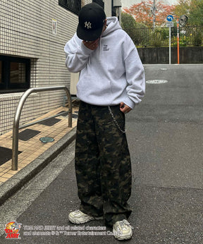 【TOM&JERRY / トムとジェリー】バックプリントパーカー