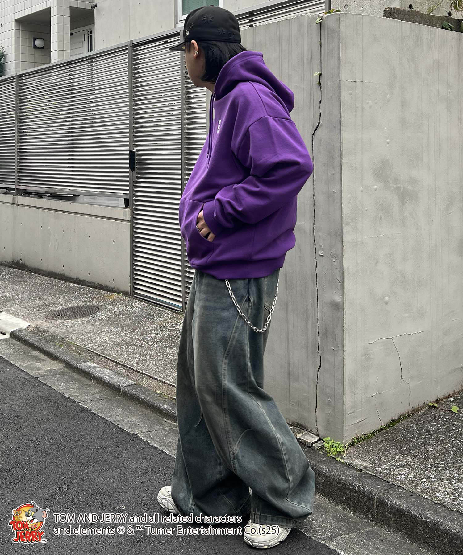 【TOM&JERRY / トムとジェリー】バックプリントパーカー