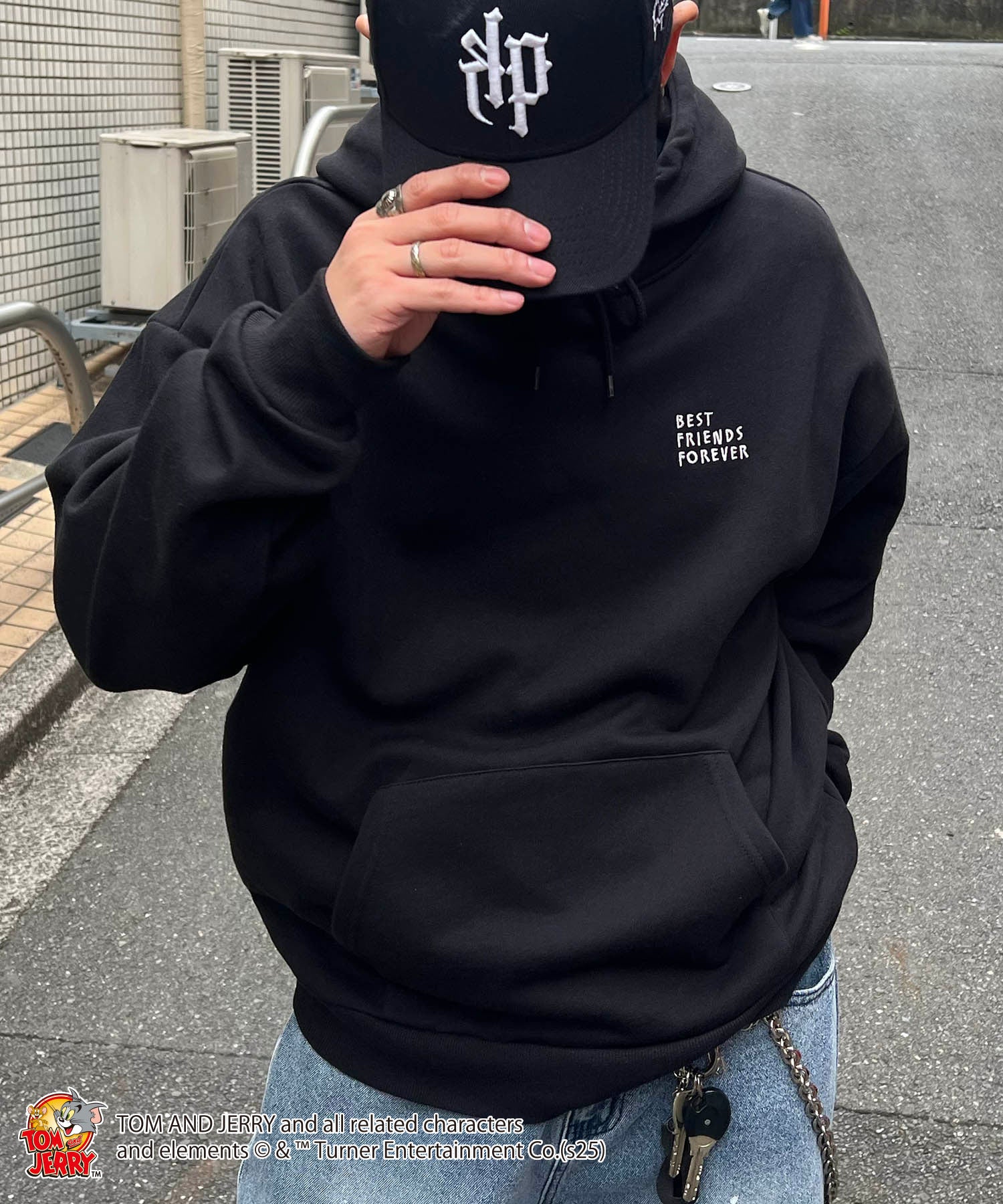 【TOM&JERRY / トムとジェリー】バックスタイル プリントパーカー