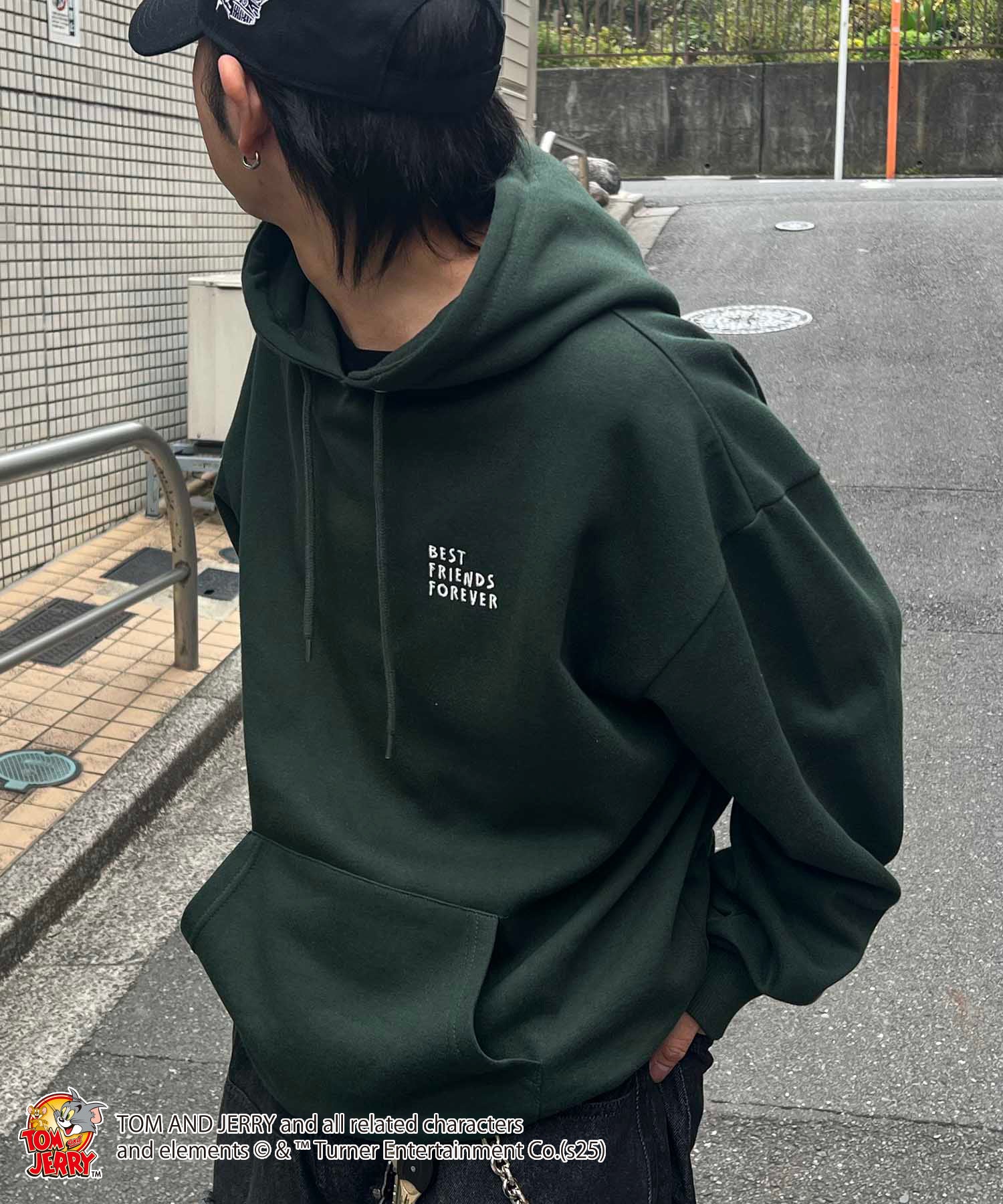 【TOM&JERRY / トムとジェリー】バックスタイル プリントパーカー